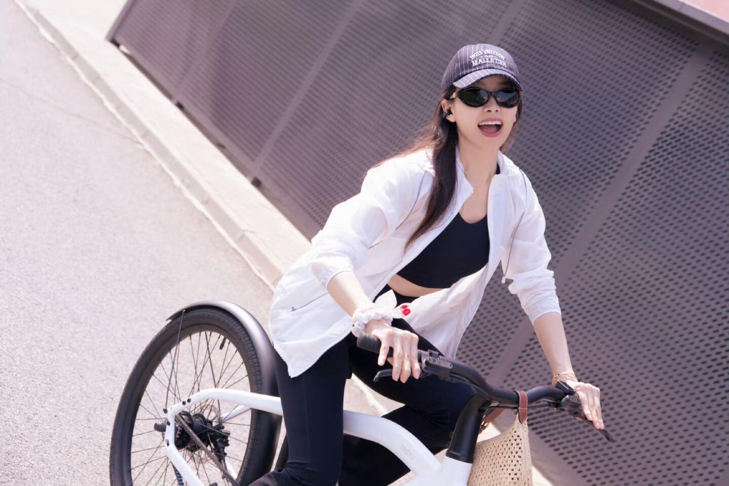 NO:435530,,,alexander wang19860909,,alexander wang,Women's clothing