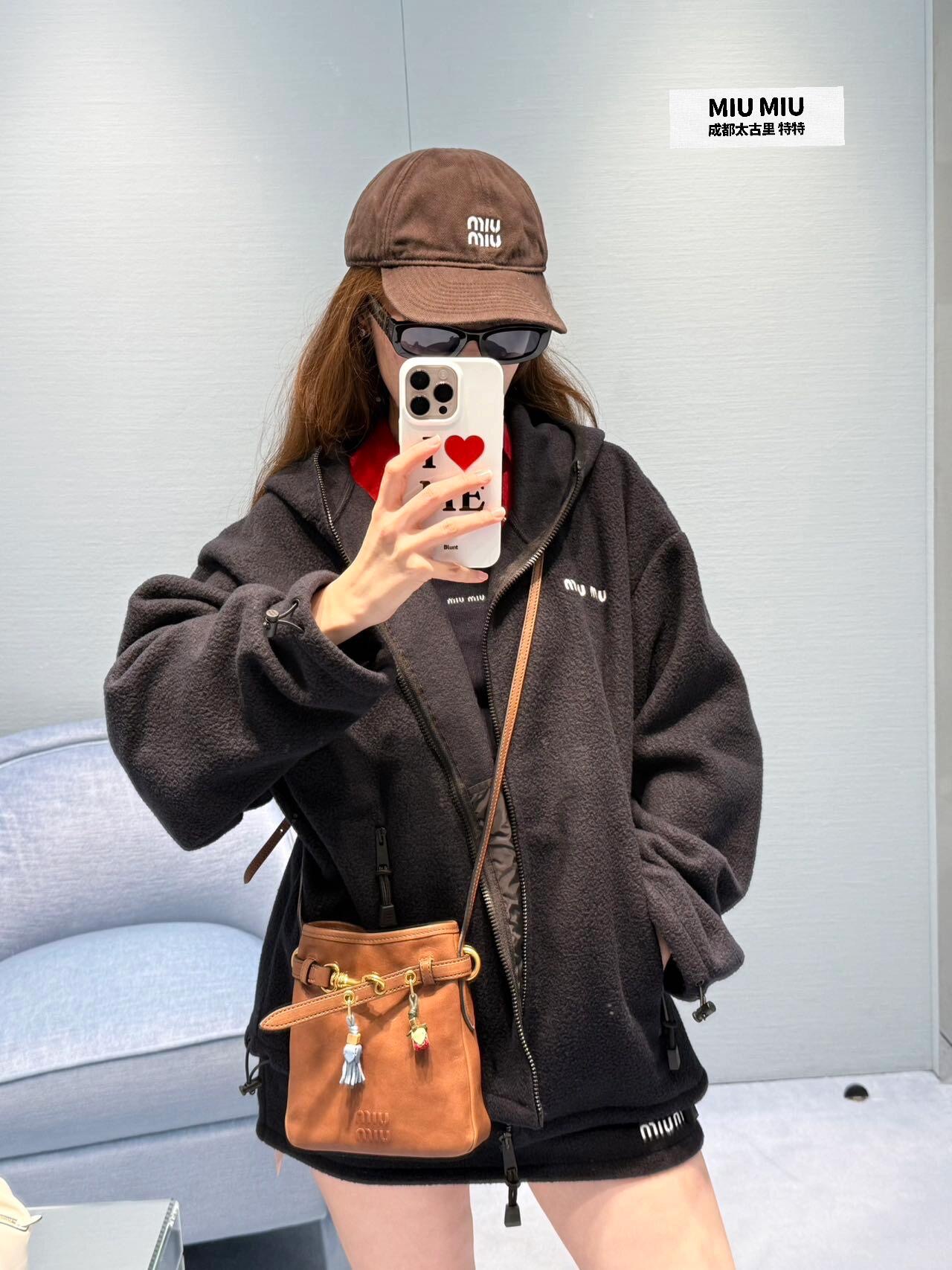 NO:469666,,,alexander wang19860909,,alexander wang,Women's clothing