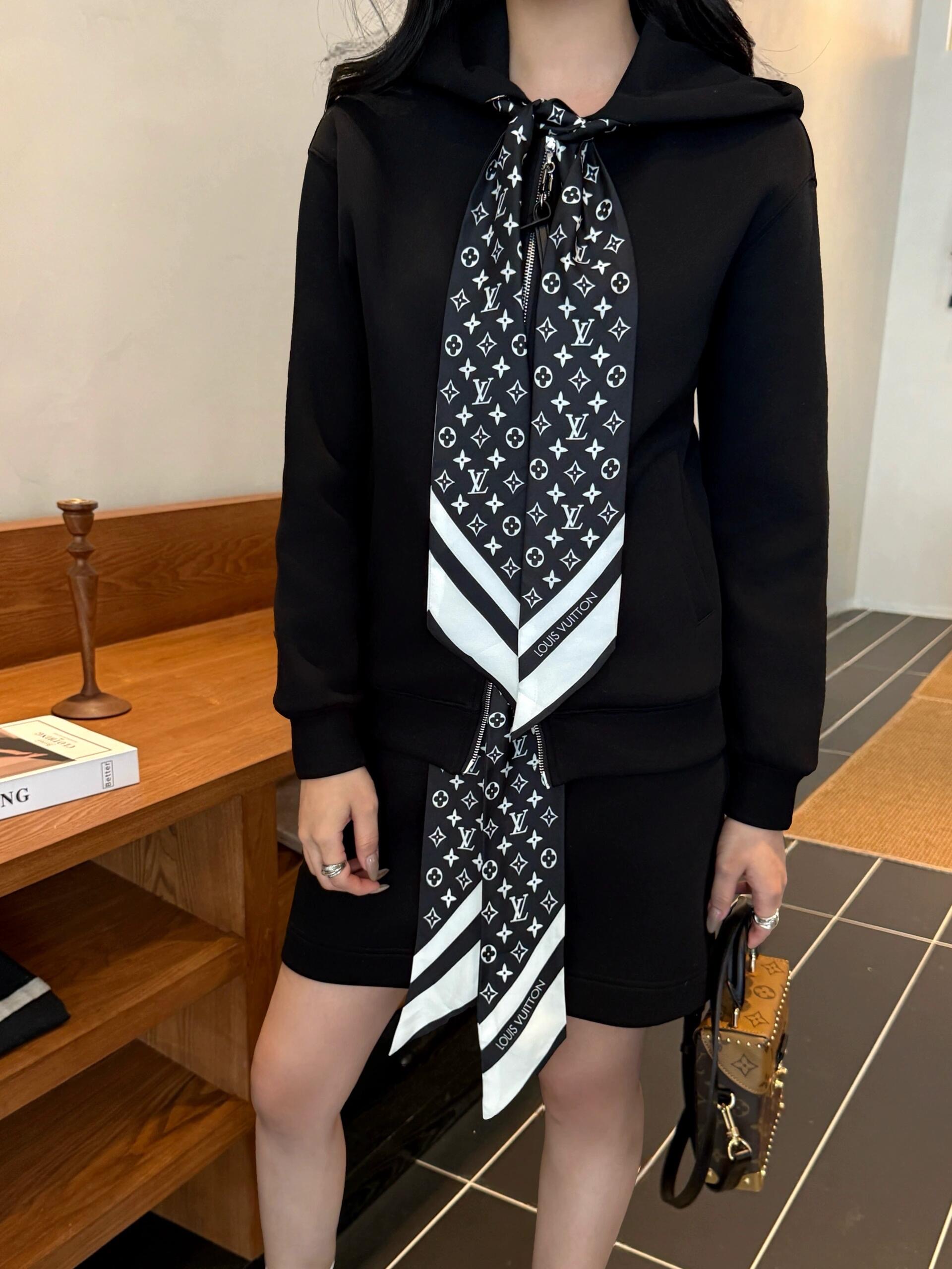 NO:500880,,,alexander wang19860909,,alexander wang,Women's clothing