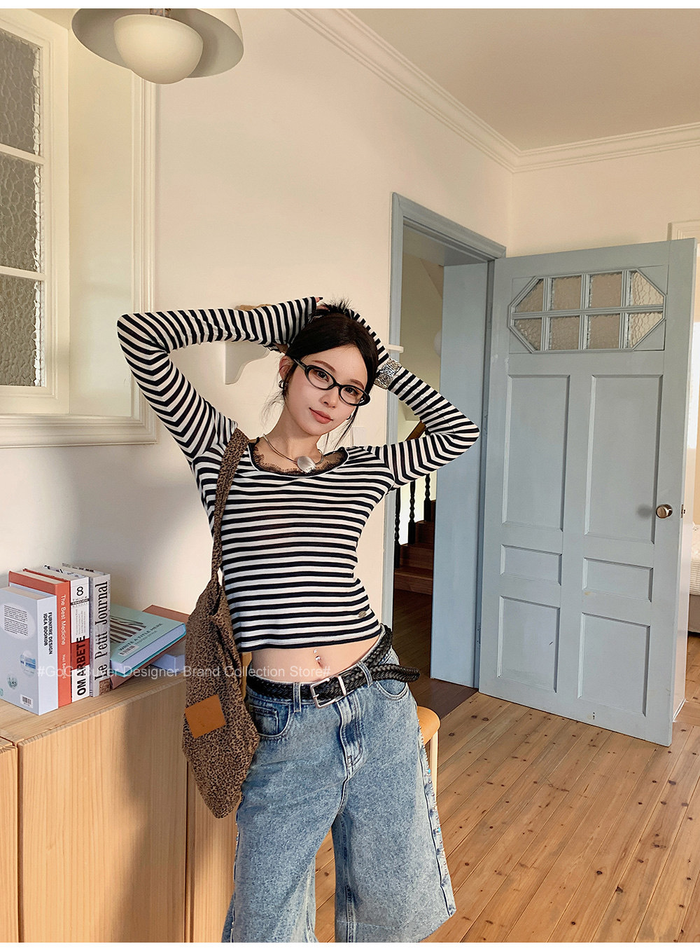 NO:694238,,,19860909,,,Women's clothing