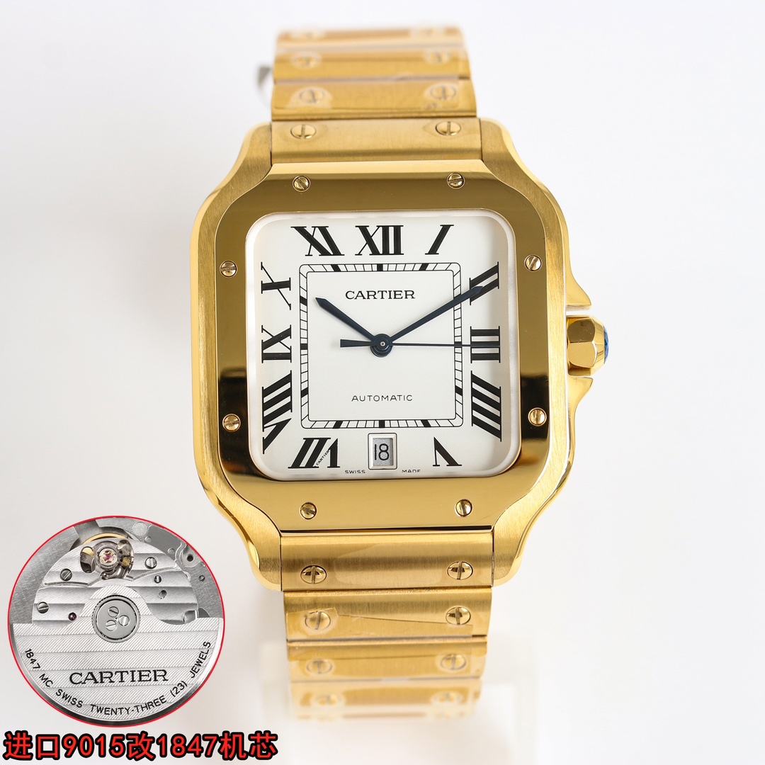 NO:393703,Cartier Sandoz watch, a model of mature charm. White Steel: , Mimei, all gold, quick release belt buckle 1. [Size] 41.9mmX35.1mm 2. [Case] ​​Authentic mold opening, equipped with the best imported 316L material case!  Continuing the classic square design, neatly straight lines replace round lines, breaking the tradition of a circular dial. The beaded crown is inlaid with a cabochon-shaped blue synthetic spinel. 3. [Dial] silver-plated matte dial, sunlight ray pattern effect, Roman numeral hour marker 4. [Pointer] Sword-shaped blue steel pointer 5. [Mirror] Sapphire crystal mirror 6. [Movement] Imported 9015 movement to be modified into 1847 movement 7. [Watch strap] with rivets, full quick disassembly chain is unique, and there are two ways to wear belts and steel belts. You can change to calfskin straps of different colors according to your preferences. Cartier, cowhide19860909卡地亚山度士腕表,成熟魅力之典范 白钢 : ,间玫 全金 送快拆皮带扣 1、【尺寸】41.9mmX35.1mm 2、【表壳】正品开模,搭载最好的进口316L材质表壳！ 延续经典方形设计,利落直线替代圆润线条,更是打破了圆形表盘的传统.圆珠形表冠,镶嵌一颗凸圆形蓝色合成尖晶石 3、【表盘】镀银磨砂表盘,阳光射线纹饰效果,罗马数字时标 4、【指针】剑形蓝钢指针 5、【镜面】蓝宝石水晶镜面 6、【机芯】进口9015机芯改1847机芯 7、【表带】搭配铆钉全快拆表链别具一格,有皮带和钢带两种佩戴方式,可以根据喜好换成不同颜色的小牛皮表带,,cartier,cowhide,Watch