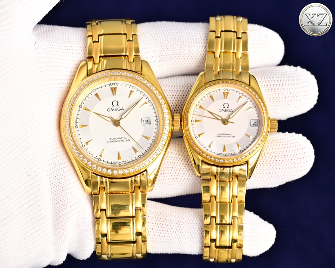 NO:711367,Produced by TW, white shell and gold shell, TW Factory latest version of OMEGA OMEGA couple watch!  Equipped with fully automatic mechanical movement, imported movement (zero fault), size: 39mm/10mm for men, 31mm/10mm for women. The [sun] mirror is made of double sapphire glass, and the belt is made of first-layer calfskin. It can be matched with 316L stainless steel strap. Stainless steel strap (long-lasting and non-fading). Elegant and fashionable surface design with super luminous display [moon]. Welcome to buy, luxury and exquisite recommended mechanical watch for men and women.  For the best luxury gift recommendations, please look for TW’s exclusive quality, omega, cowhide19860909TW 出品 白壳 金壳  TW Factory 最新版本 欧米茄 OMEGA 情侣对表！搭载全自动机械机芯进口机芯（零故障）尺寸男 39mm/10mm、女 31mm/10mm [太阳]镜面采用双卜蓝宝石玻璃,皮带采用头层小牛皮材质 可搭配316L精钢 表带精钢表带（持久不褪色）优雅时尚的表面设计附带超强的夜光显示[月亮] 欢迎选购 ,奢华精致推荐男 女 情侣机械腕表 送礼最佳奢华推荐请认准TW独家品质,,omega,cowhide,Watch