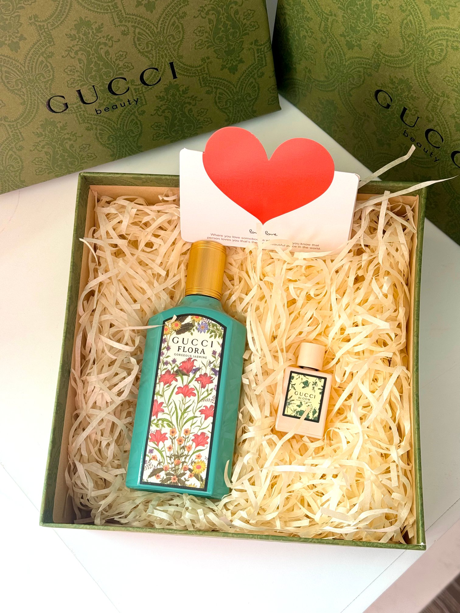Gucci Flora Gorgeous Jasmine Eau de Parfum Gift Set (100 ml + 5 ml Gucci - Comprehensive 3