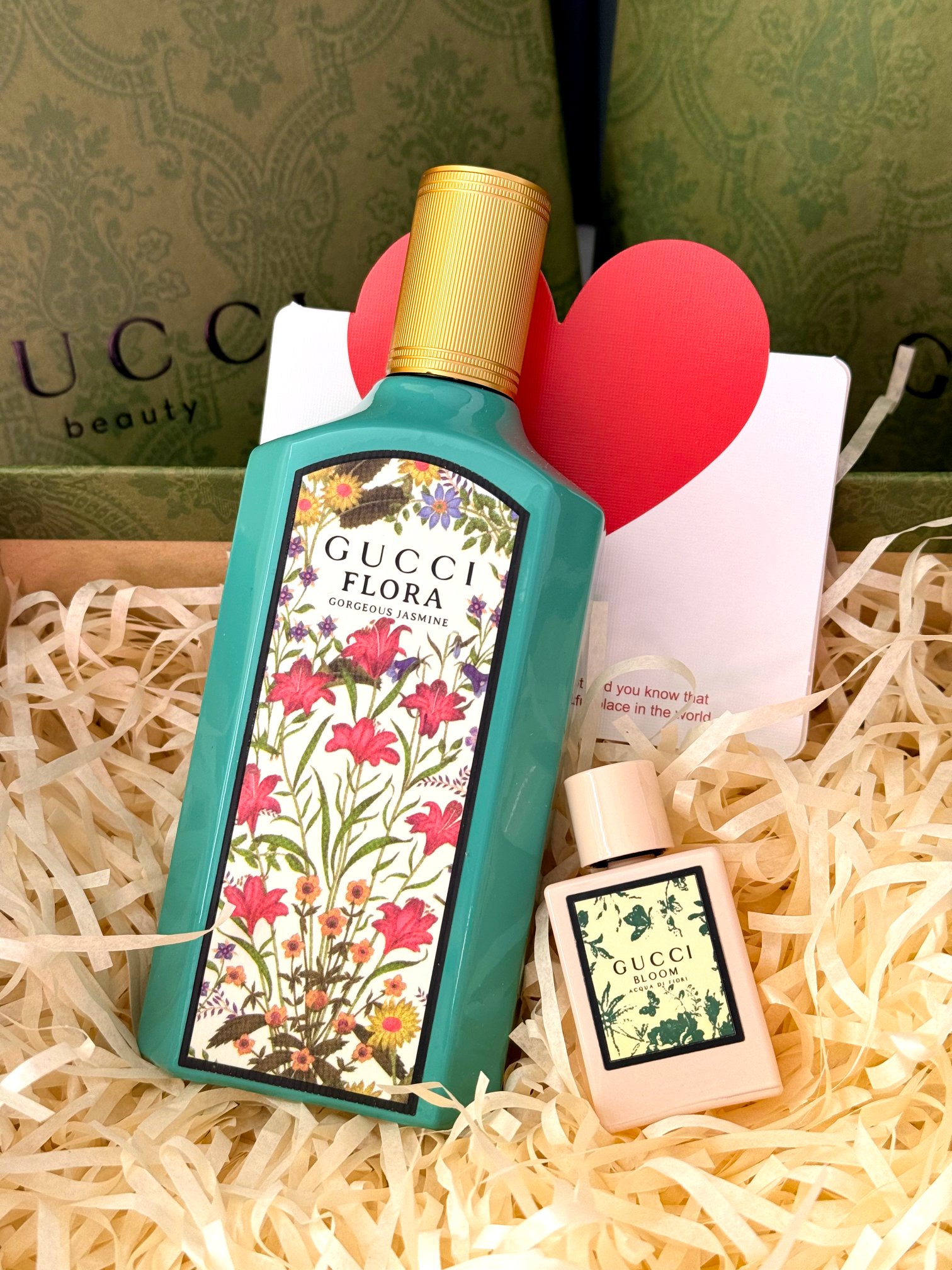 Gucci Flora Gorgeous Jasmine Eau de Parfum Gift Set (100 ml + 5 ml Gucci - Comprehensive 4
