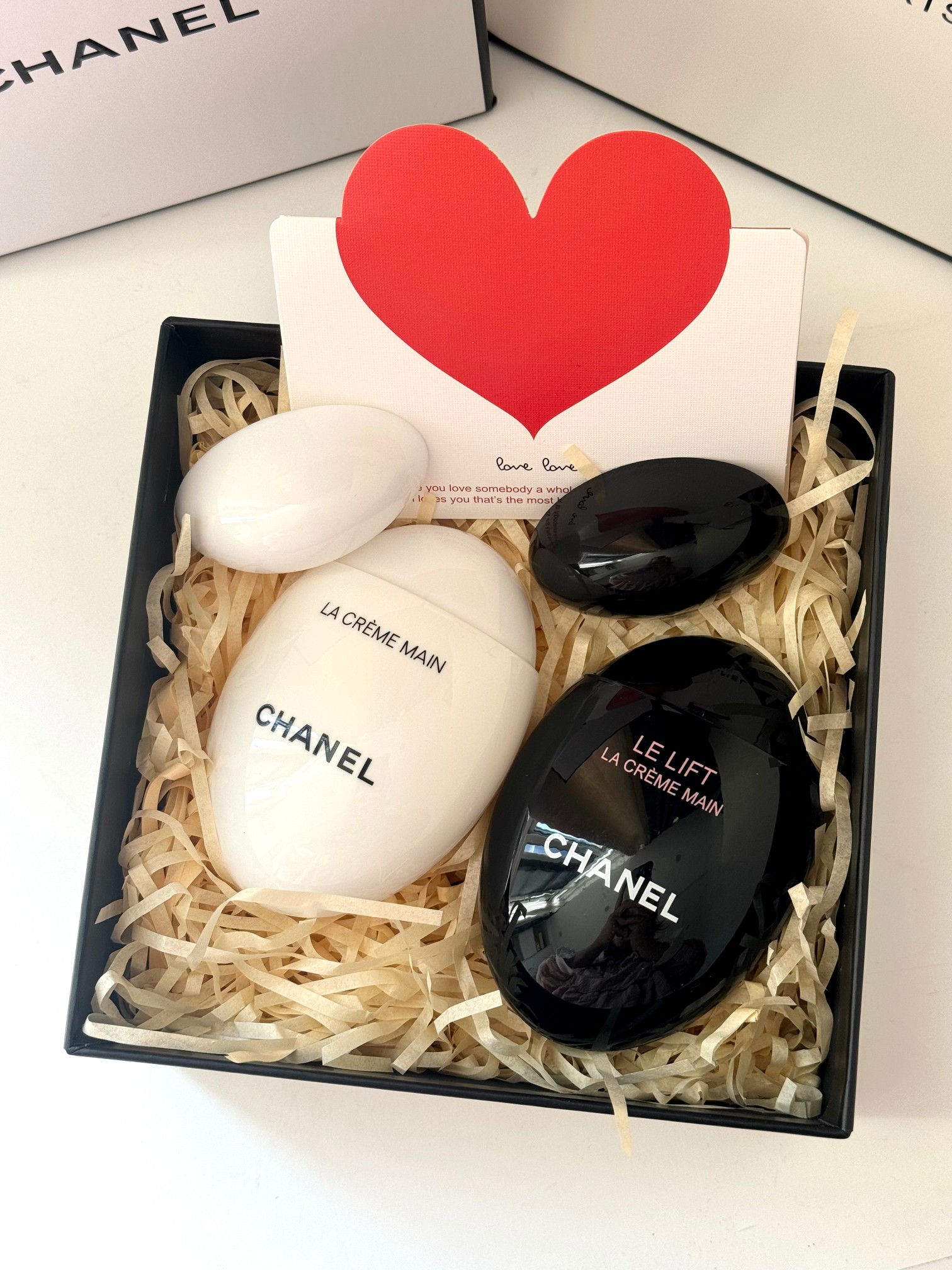 ergonomic pebble-shaped packaging - Comprehensive 6