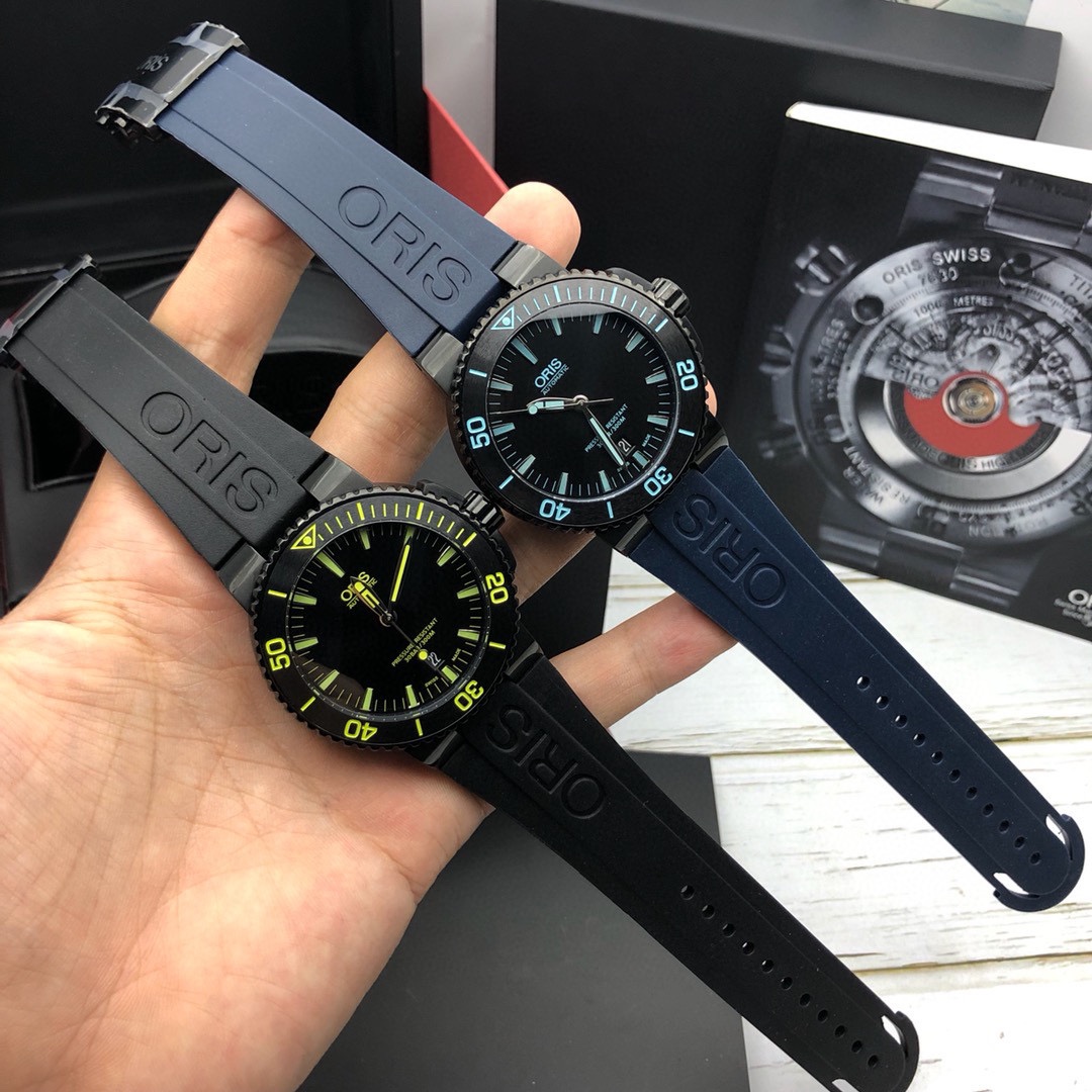 A full set of original ORIS Herhete channel original hard goods! It’s fast to get the goods! ORIS Herhete’s affordable brand, the original version is not to say! The diameter is 43mm, really good to get started, the original Swiss SW200 automatic movement, high -strength waterproof 300 meters, thickened sapphire double -layer blue film glass, strap high -strength brushed process, more importantly, strong practicality, buttons can tease Known as the water ghost, ghost king in Rolex! Dai’s love can be used for three lives [ teeth]