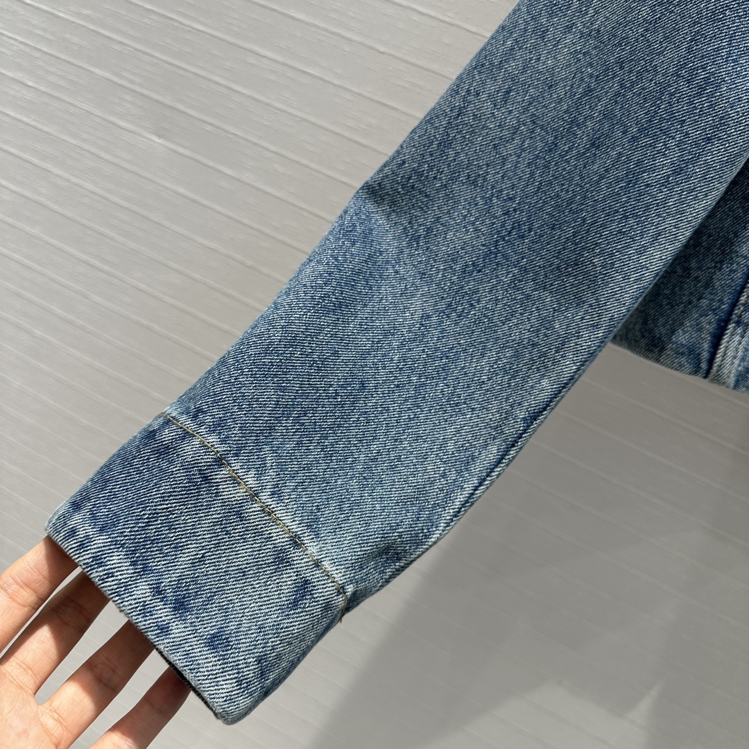 Stylish One-Size-Fits-All Cowboy Pack-Up with Custom Hardware Accessories. - 图片 5