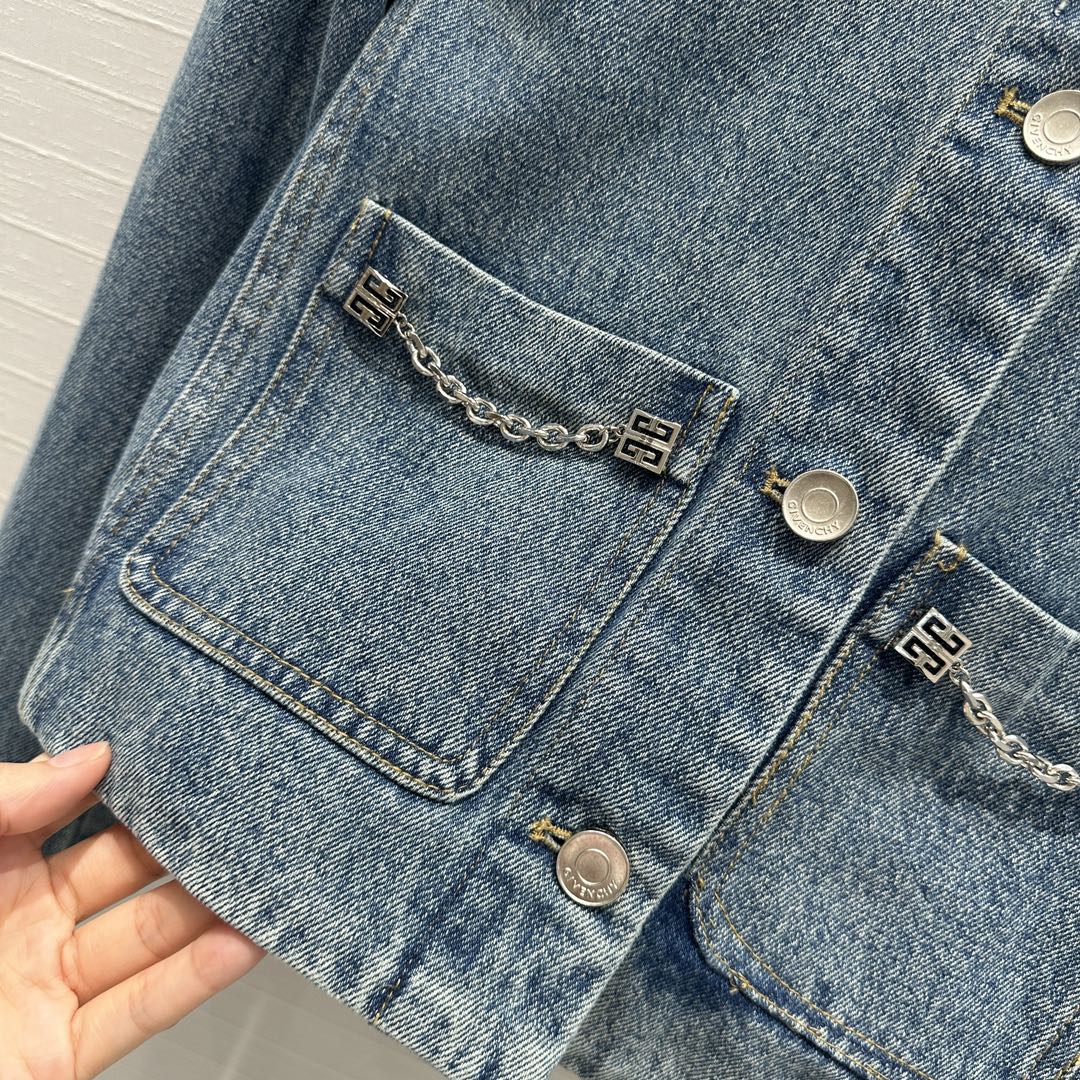 Stylish One-Size-Fits-All Cowboy Pack-Up with Custom Hardware Accessories. - 图片 6