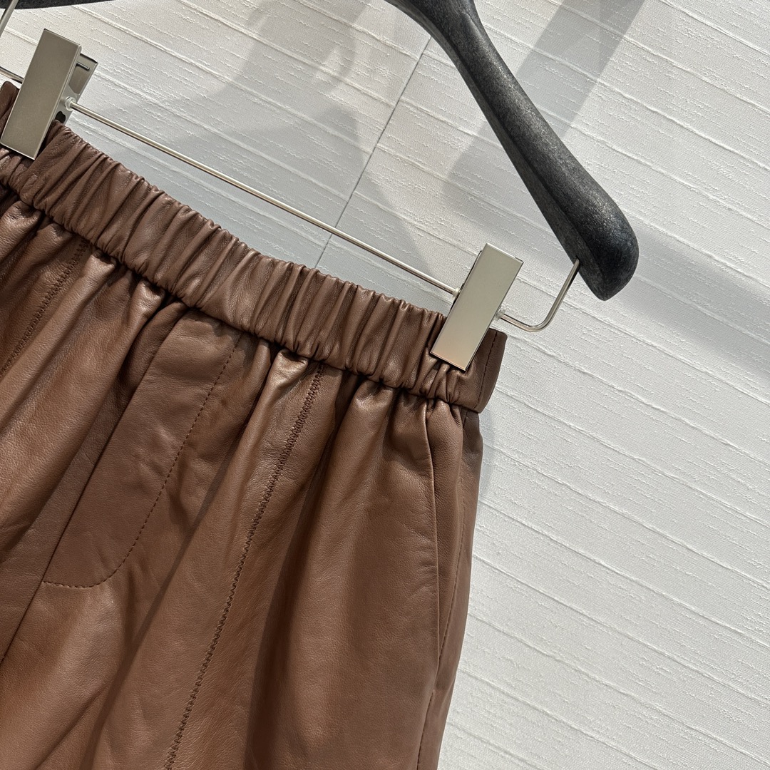 High-Quality Herm’s Sheep-Skin Shorts: Elegant, Exclusive, and Recreational Fashion Must-Have - 图片 4