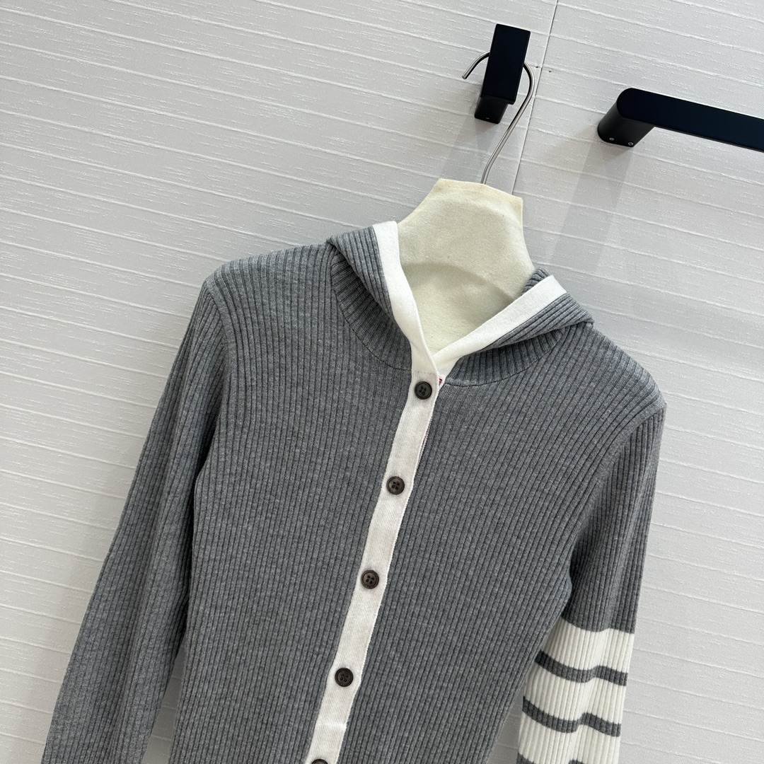 New 24-Year-Old Wool Needle Suit: Classic Style with Quality Details - 图片 3