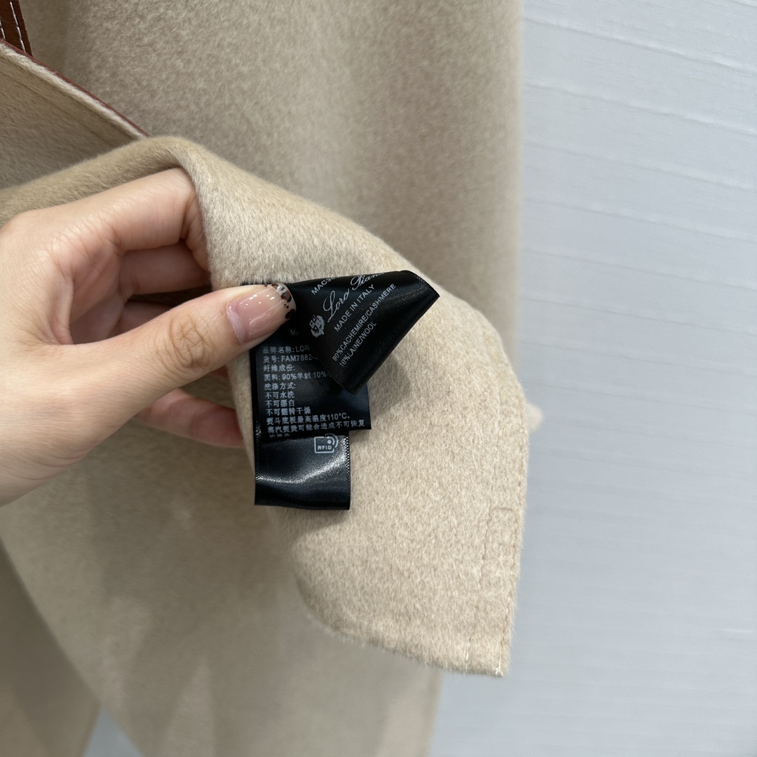 独家首发❤️高端品质！Loro Piana高奢老钱风！重工真皮包边工艺羊绒披肩大围巾斗篷！进口100%绵