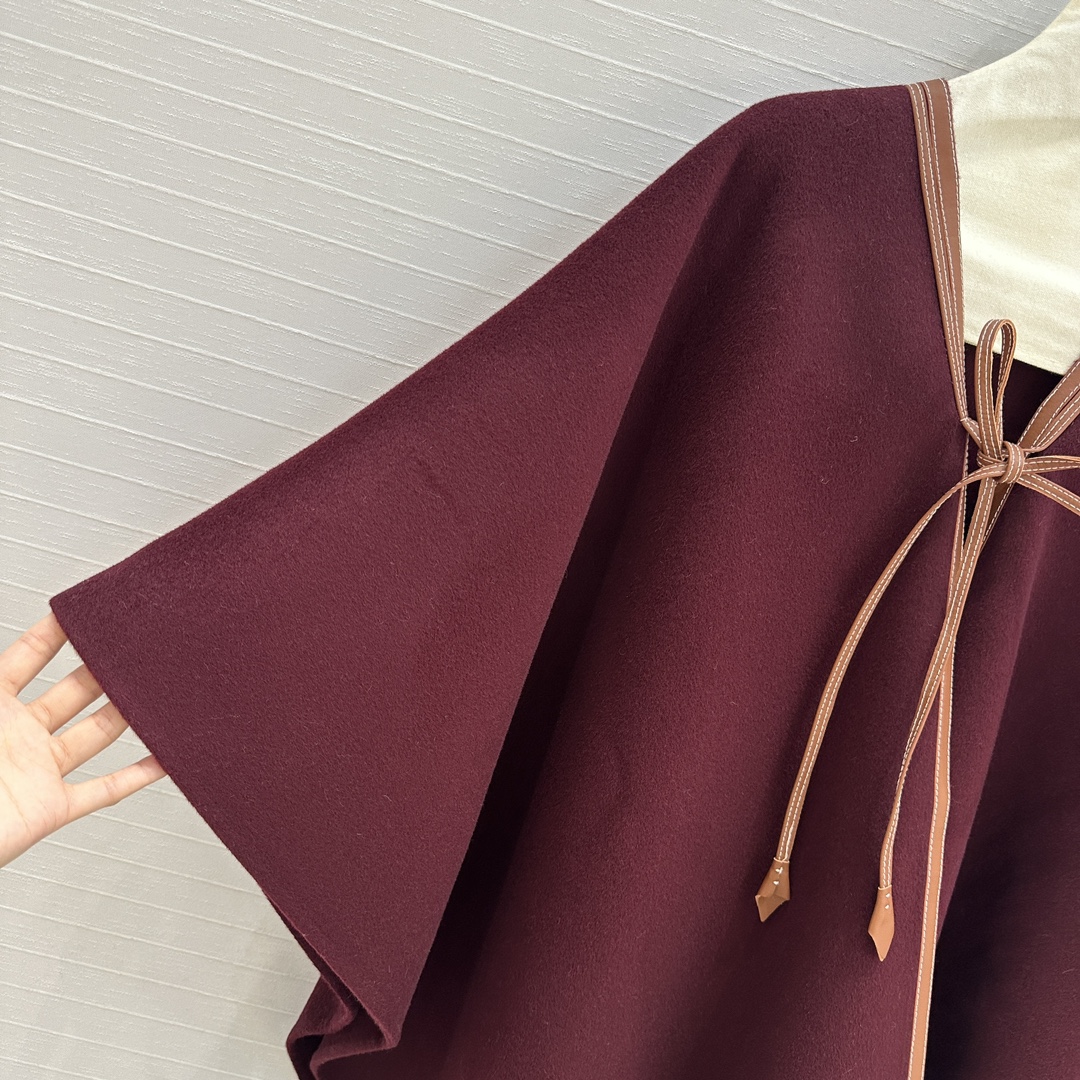 独家首发❤️高端品质！Loro Piana高奢老钱风！重工真皮包边工艺羊绒披肩大围巾斗篷！进口100%绵