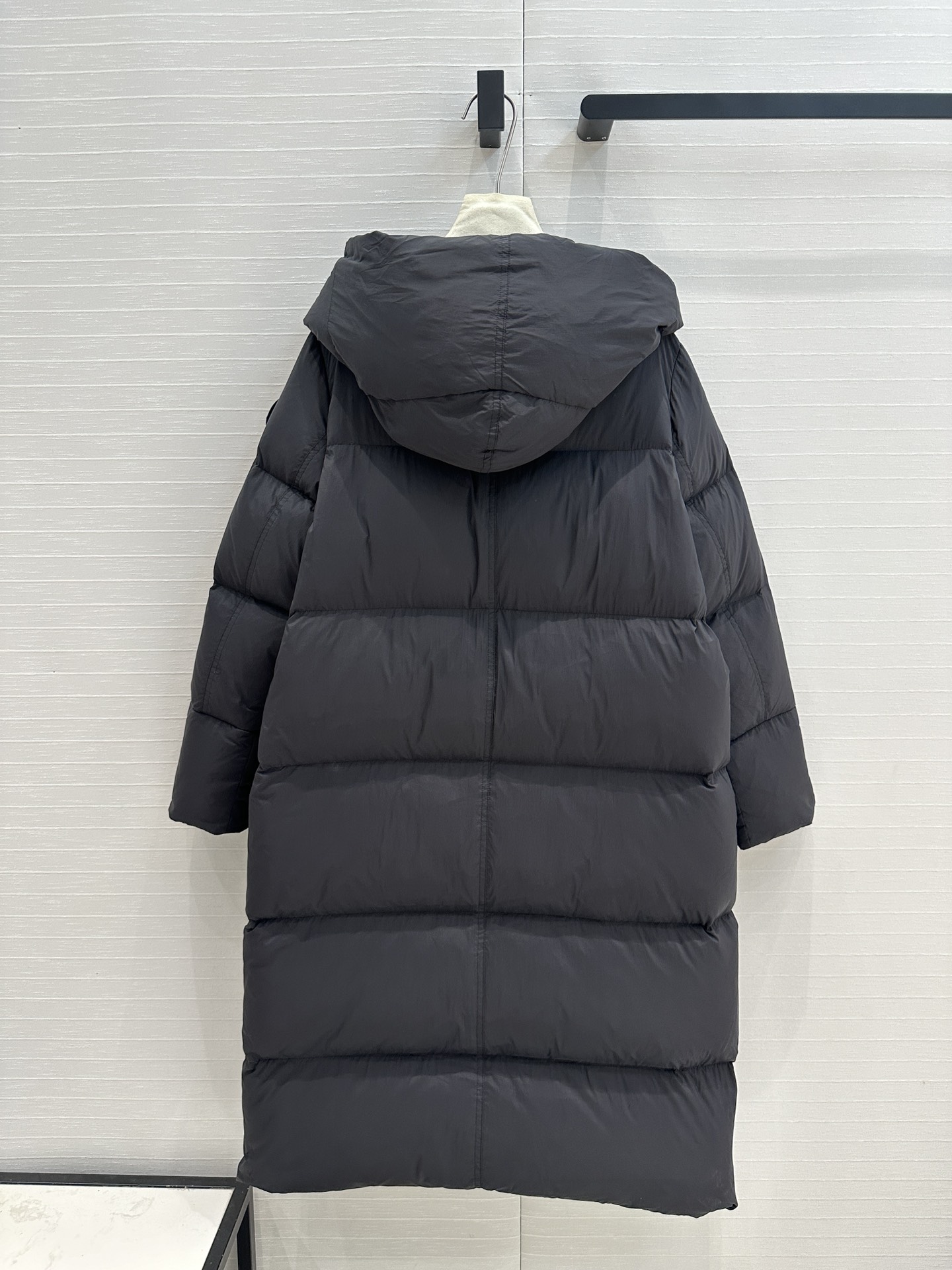 High-End Dust-Proof Bags: Fall New Rhoda Fowl Clothes Collection Summary - 图片 9