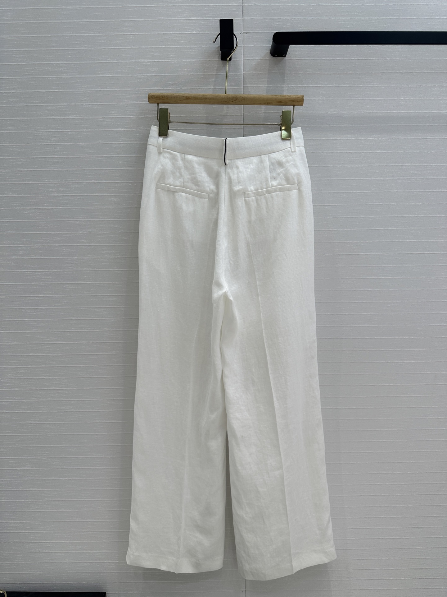 独家首发❤️Bc 25s早春新品，亚麻高腰褶裥西裤！老钱慵懒通勤随性的高级单品。笔挺却不厚重，舒服的不想