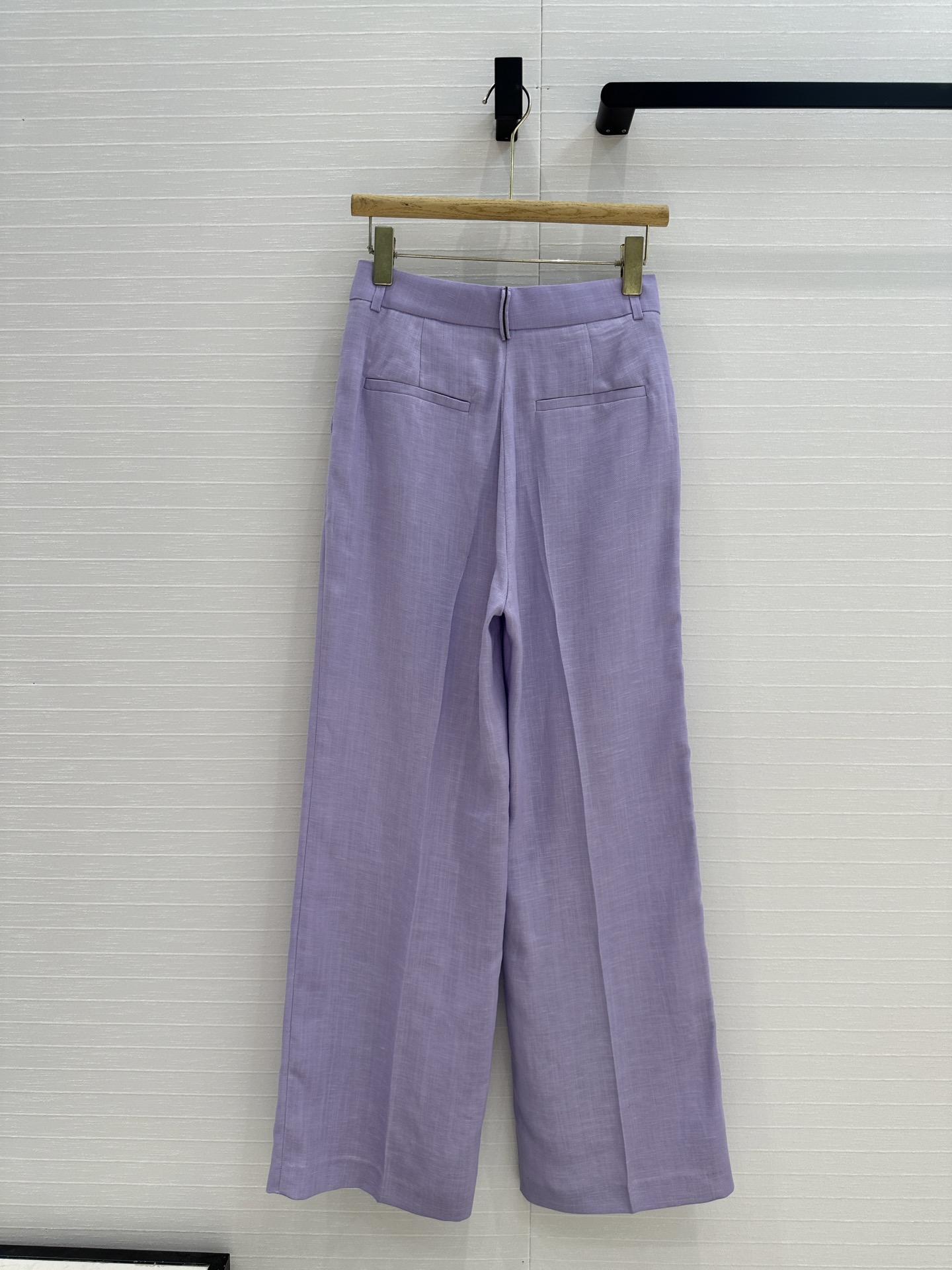 独家首发❤️Bc 25s新品，浪漫的莫奈紫高腰褶裥西裤！老钱慵懒通勤随性的高级单品。笔挺却不厚重，舒服的