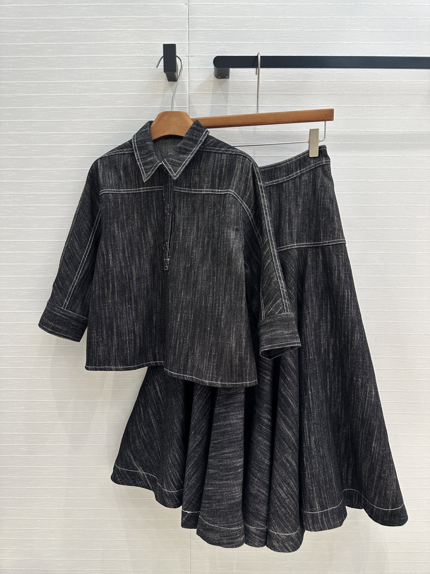 Stylish Retro-Washer Suit with Clear-Line Technology for Women: Review & Recommendations - 图片 1