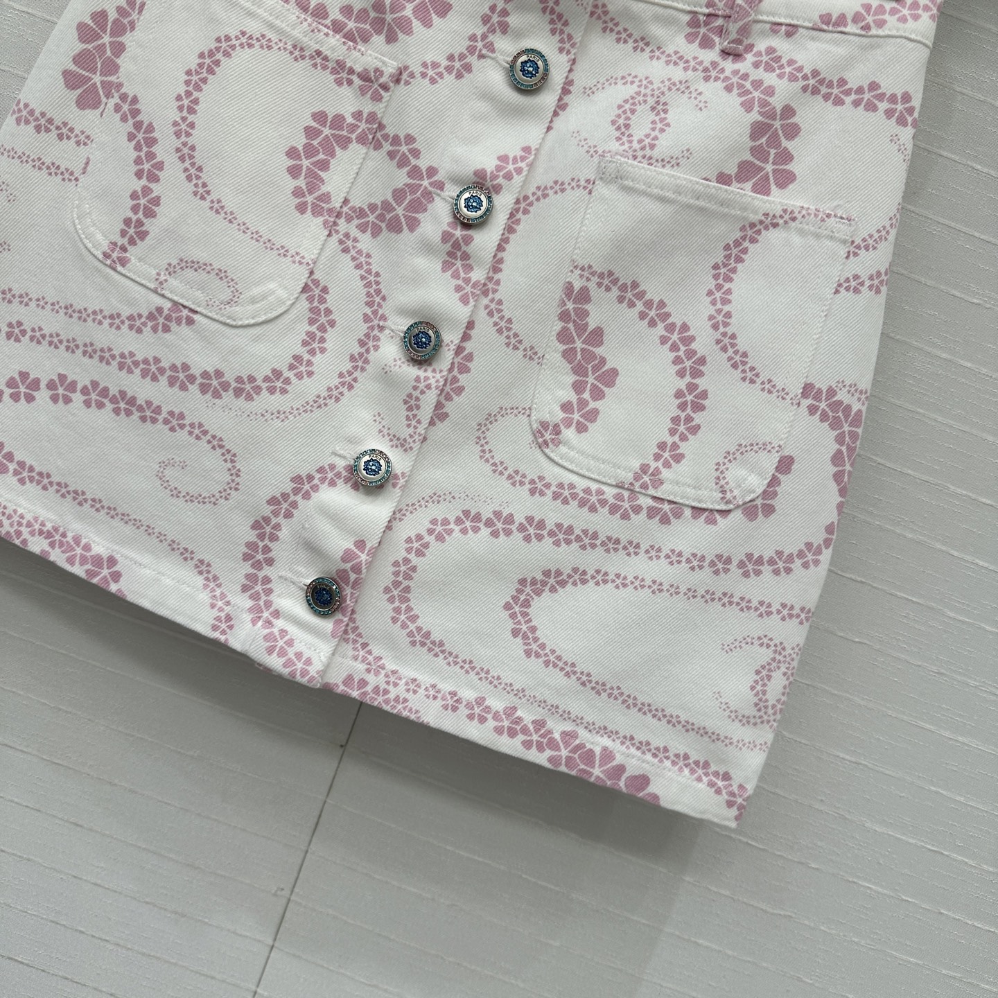 New “Viper” Wave-Printed Cowboy Skirts: High-End Style in Two Colors - 图片 7