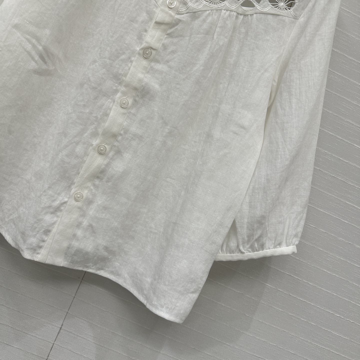 Luxury Female Suit P598 with Elegant Embroidery and Imported Linen for Holidays - 图片 7