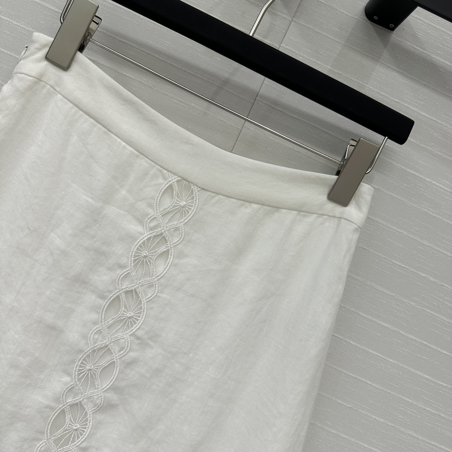 Luxury French-Style Embroidered Linen Dress: Elegant and High-Quality Women’s Suit Option - 图片 3