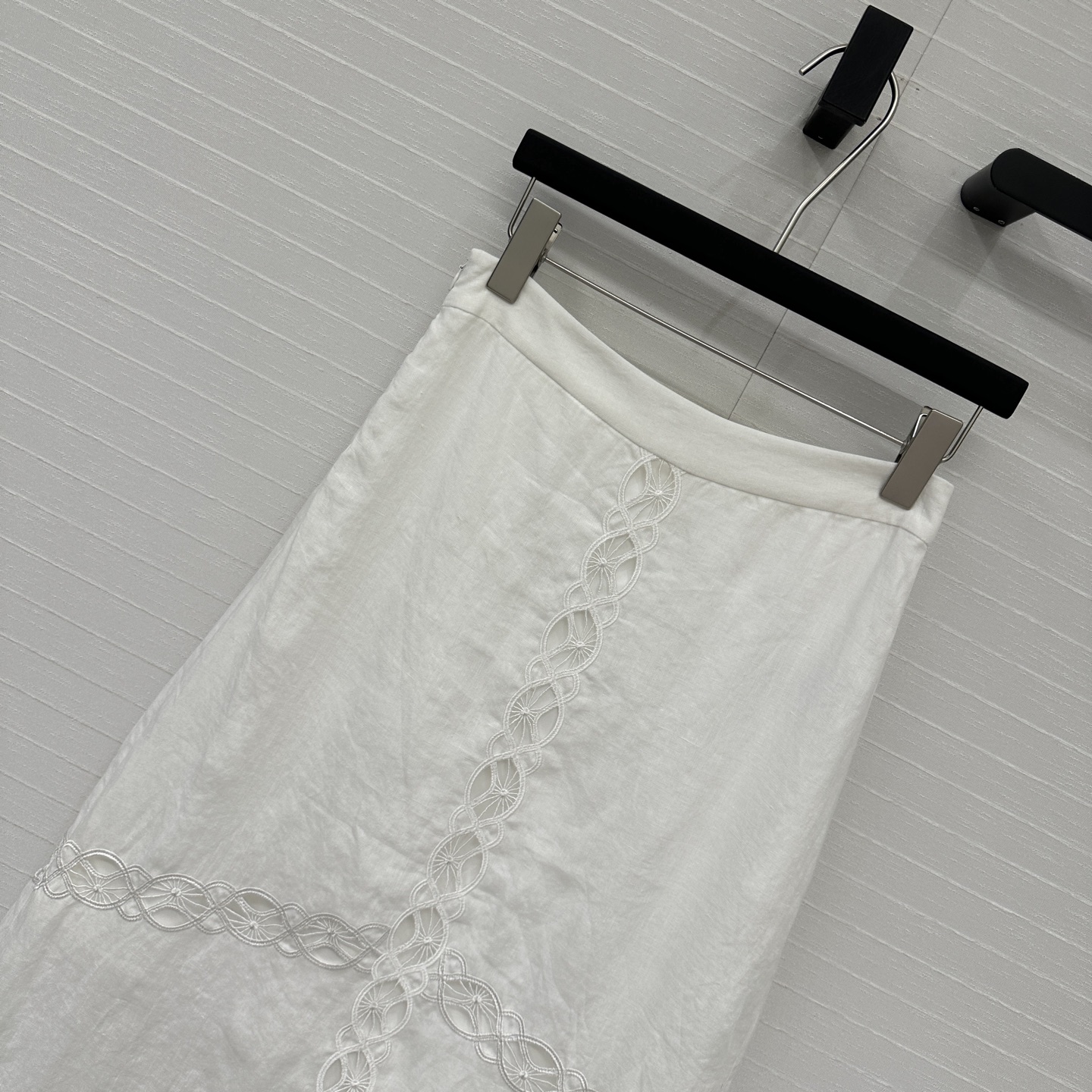 Luxury French-Style Embroidered Linen Dress: Elegant and High-Quality Women’s Suit Option - 图片 2