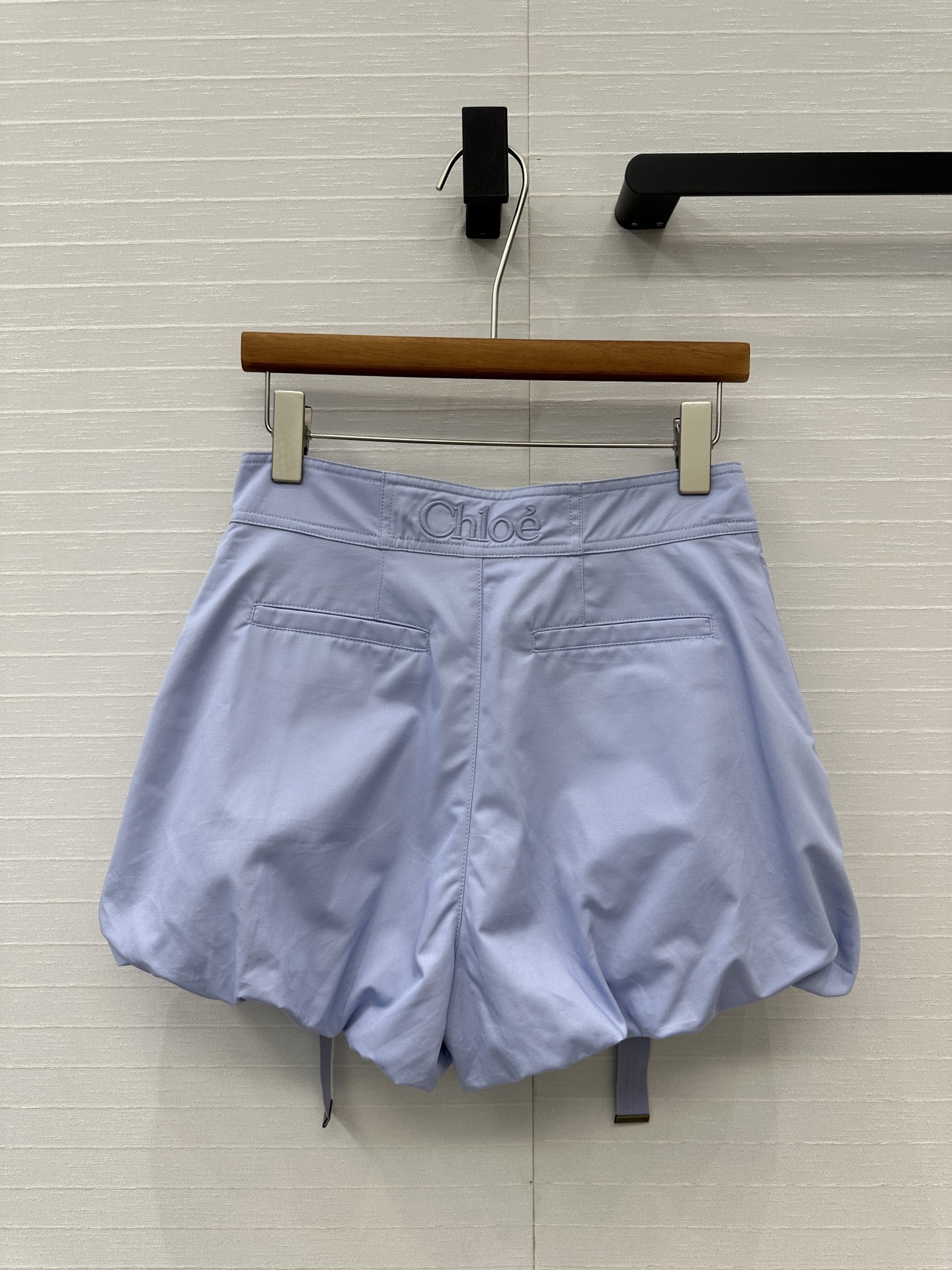 “Chlo*25 New Knitted Lantern Shorts: Glamorous Design for All Sizes” - 图片 8
