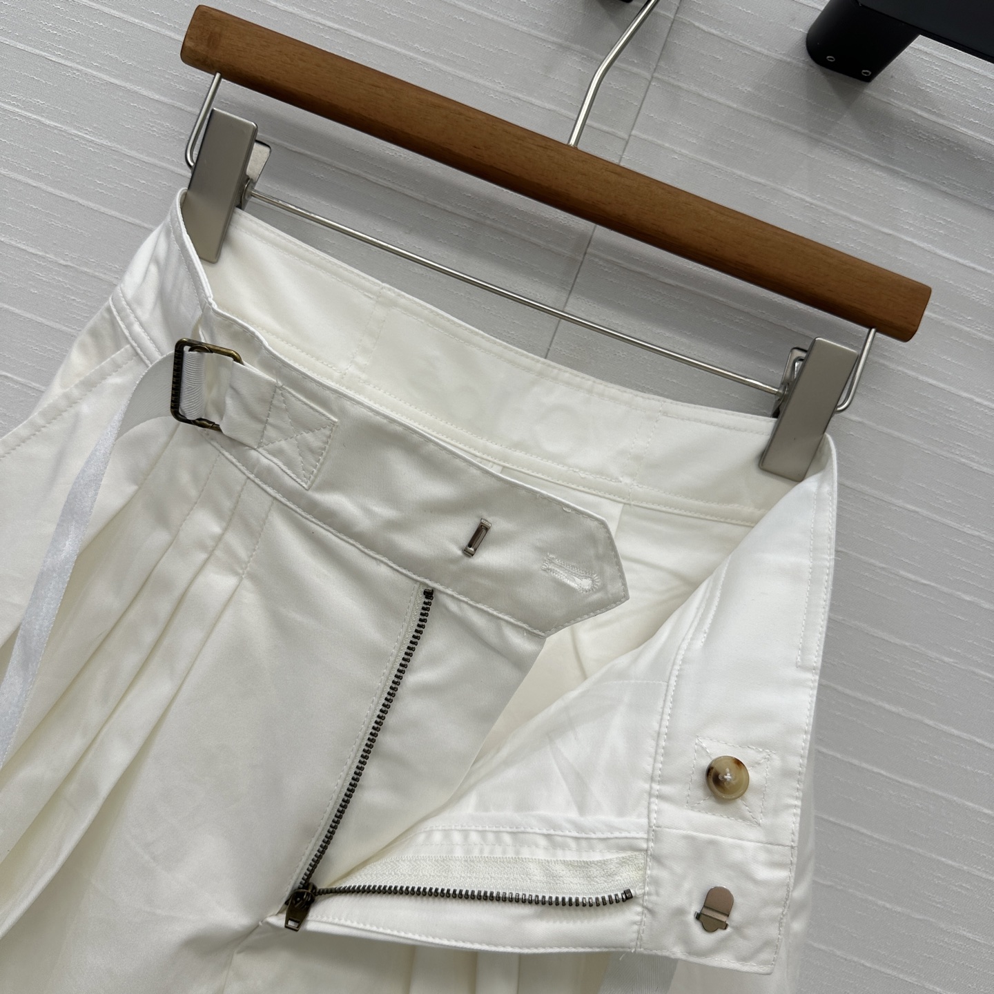 Chlo*25 New Knitted Lantern Shorts: Glamorous High-Waist Design, Quality Workmanship, Speedy Sizing - 图片 3