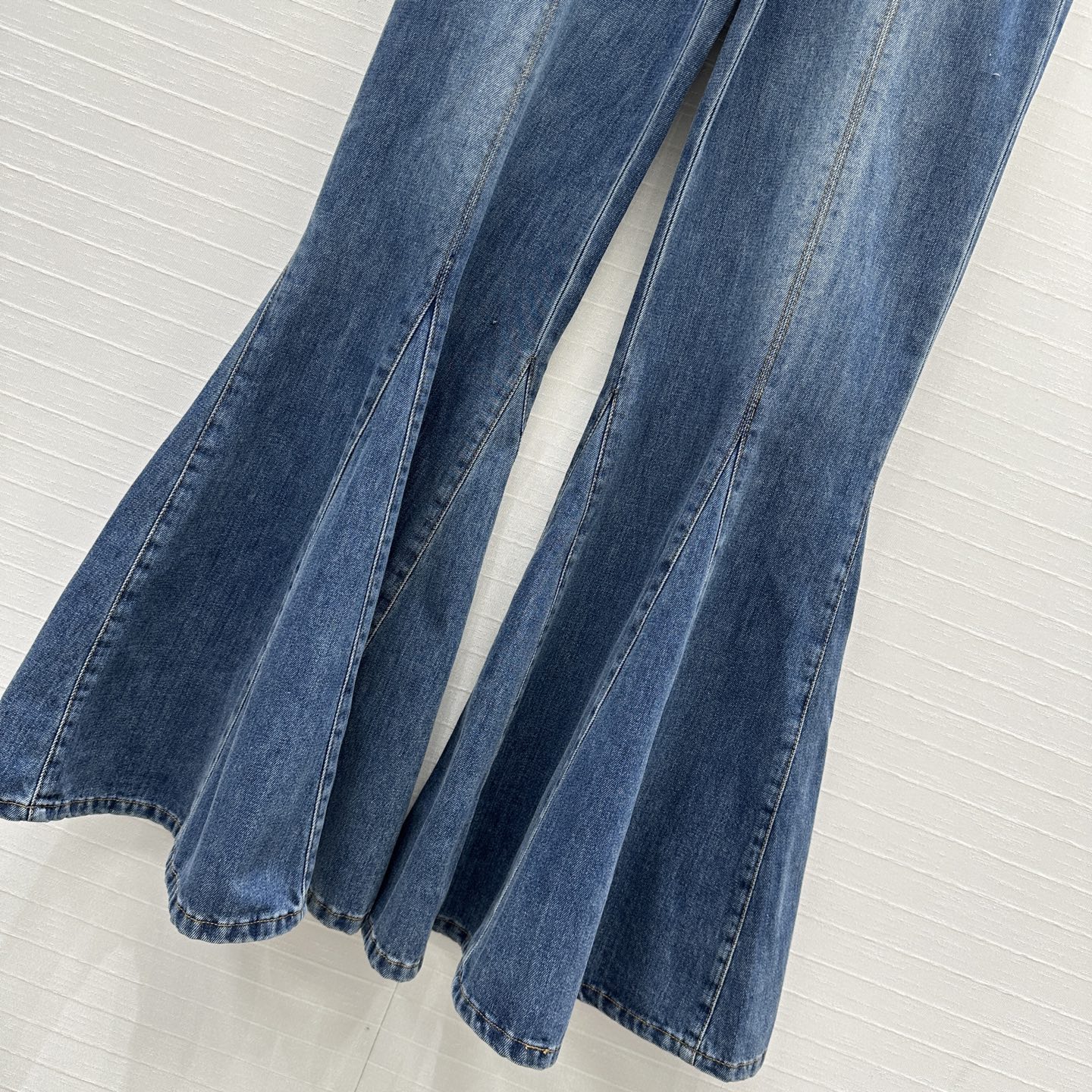 Original Chlo*25 Women’s Suit: High Street Stylist’s Choice with Unique Design - 图片 7