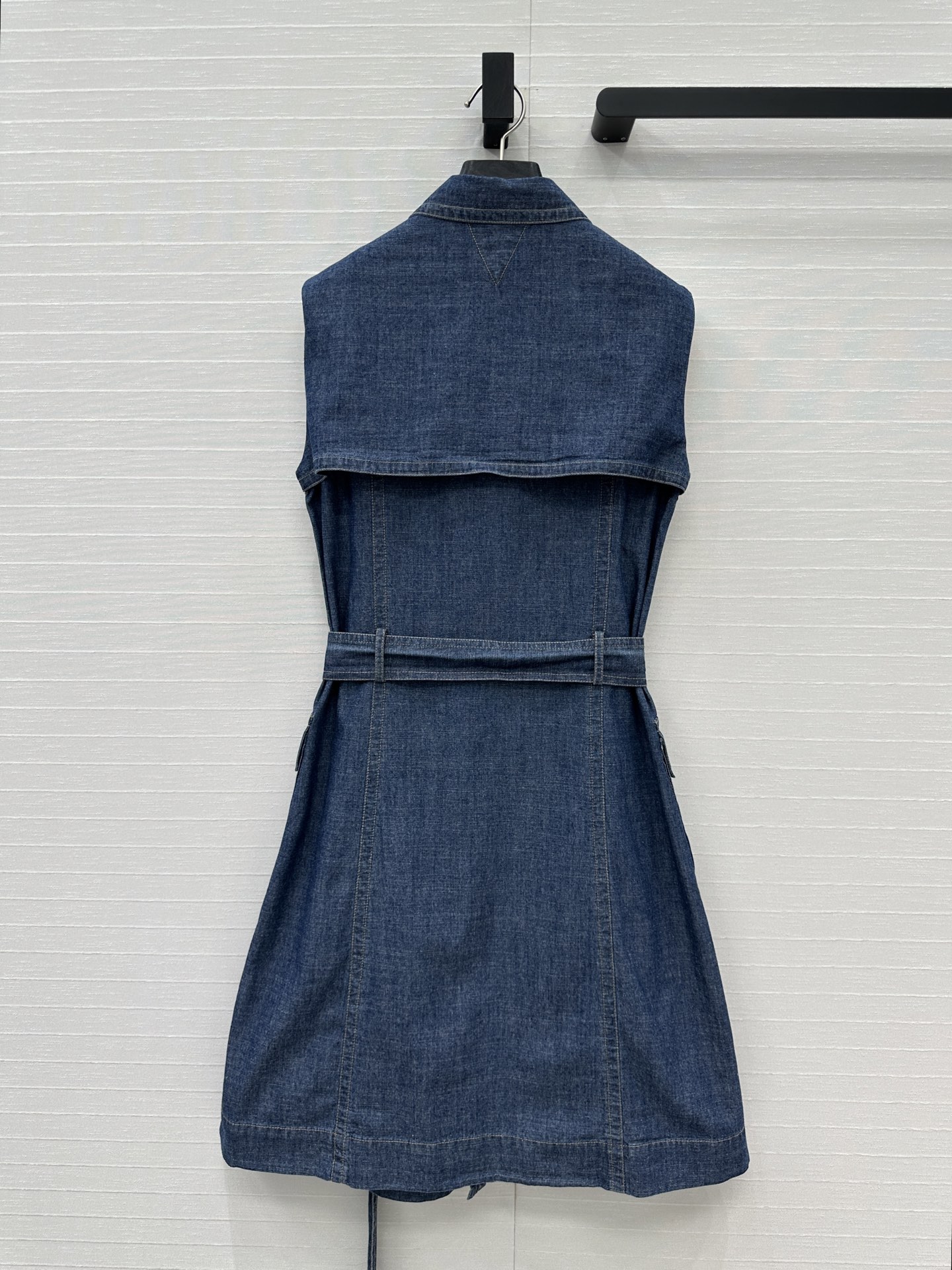 Stylish Retro-Washed Female Suit Recommendation with Elegant Design and Cash Offer - 图片 9