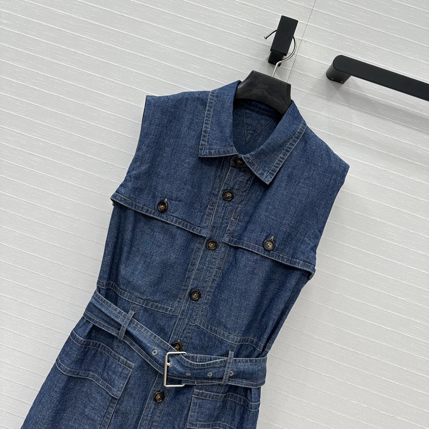 Stylish Retro-Washed Female Suit Recommendation with Elegant Design and Cash Offer - 图片 2