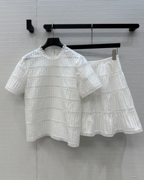 Elegant White Lace Trimmed Two-Piece Set, Short Sleeve Top & A-Line Skirt 1 Elegant White Lace Trimmed Two-Piece Set, Short Sleeve Top & A-Line Skirt