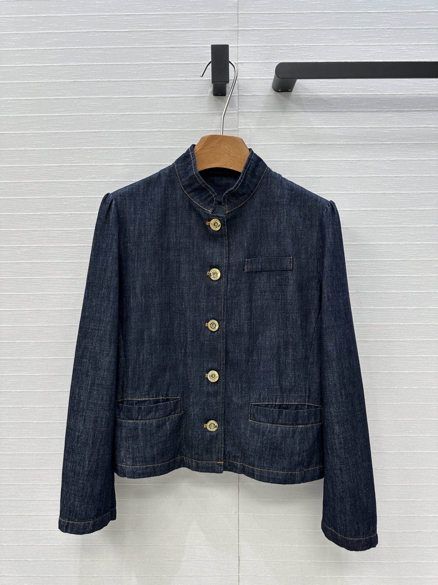 “Waterbait Cowboy Coat: Classic, Recreational Female Suit P667 with Customized Accessories” - 图片 1