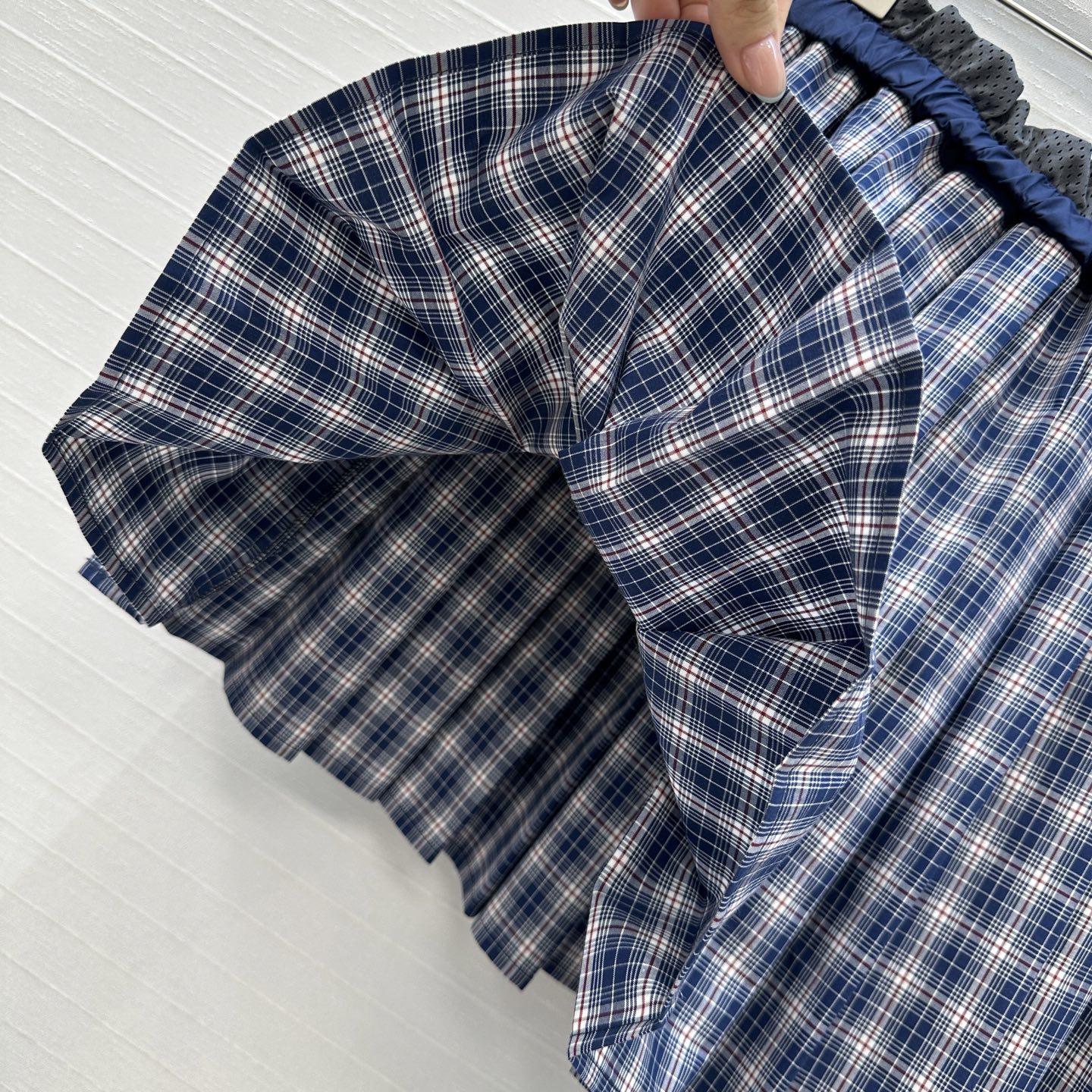 原单品质🌸miu系少女穿搭！L’Été系列蓝调格纹短半裙，定制透气网布褶皱花边设计甜酷兼备运动减龄穿搭。