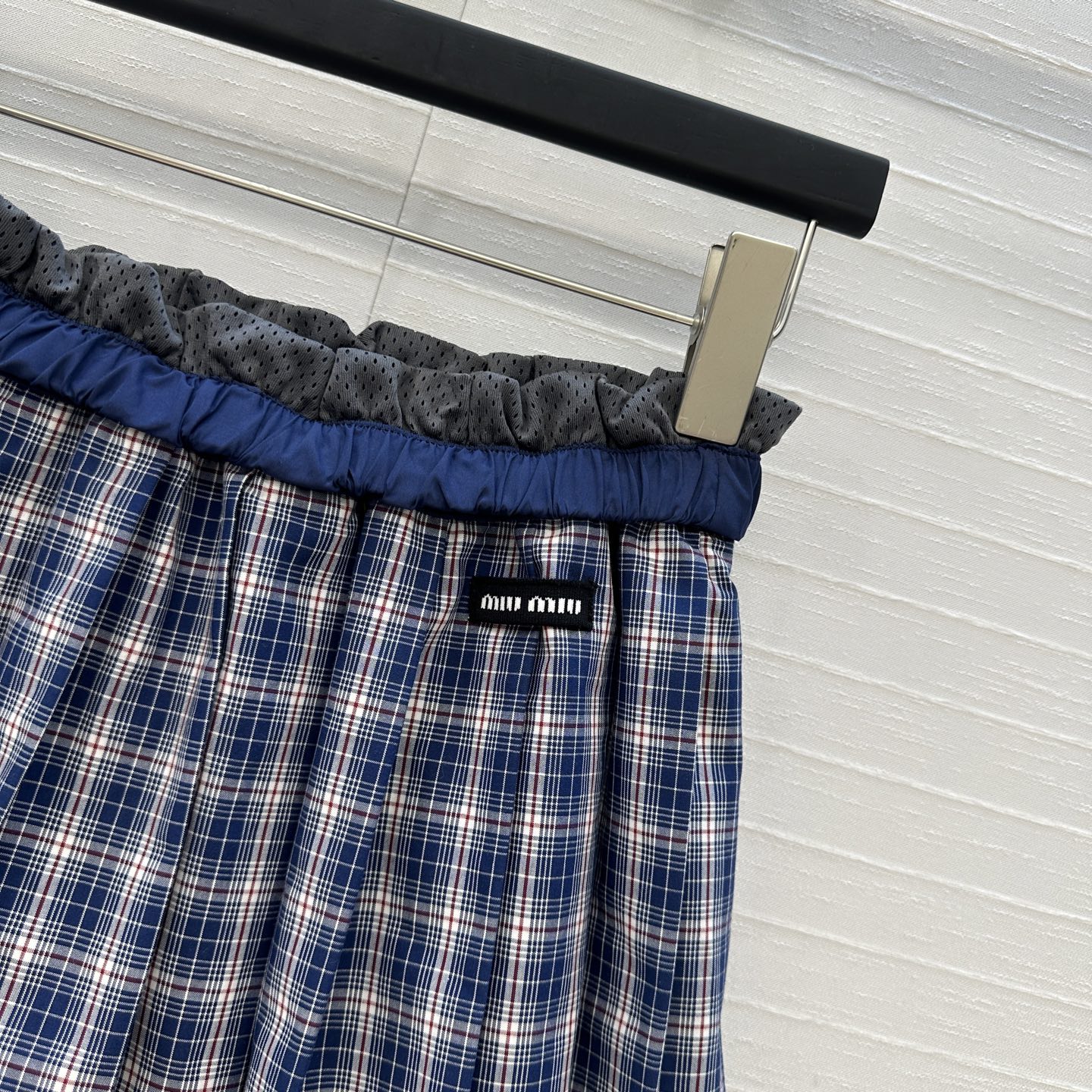 原单品质🌸miu系少女穿搭！L’Été系列蓝调格纹短半裙，定制透气网布褶皱花边设计甜酷兼备运动减龄穿搭。