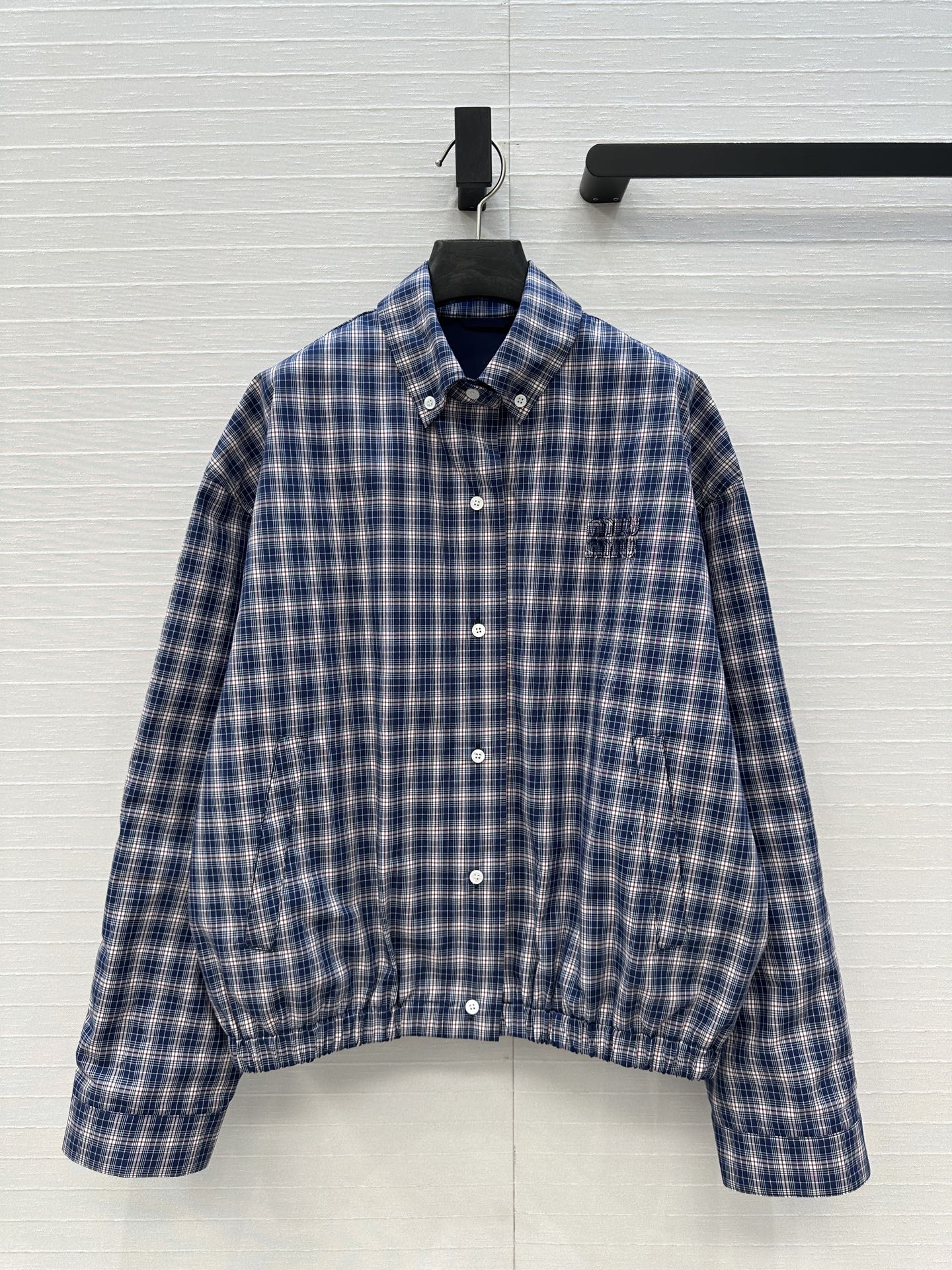 独家首发❤️ 原单品质🌸miu系少女穿搭！L’Été系列蓝调格纹衬式夹克廓形外套！定位刺绣字母logo点