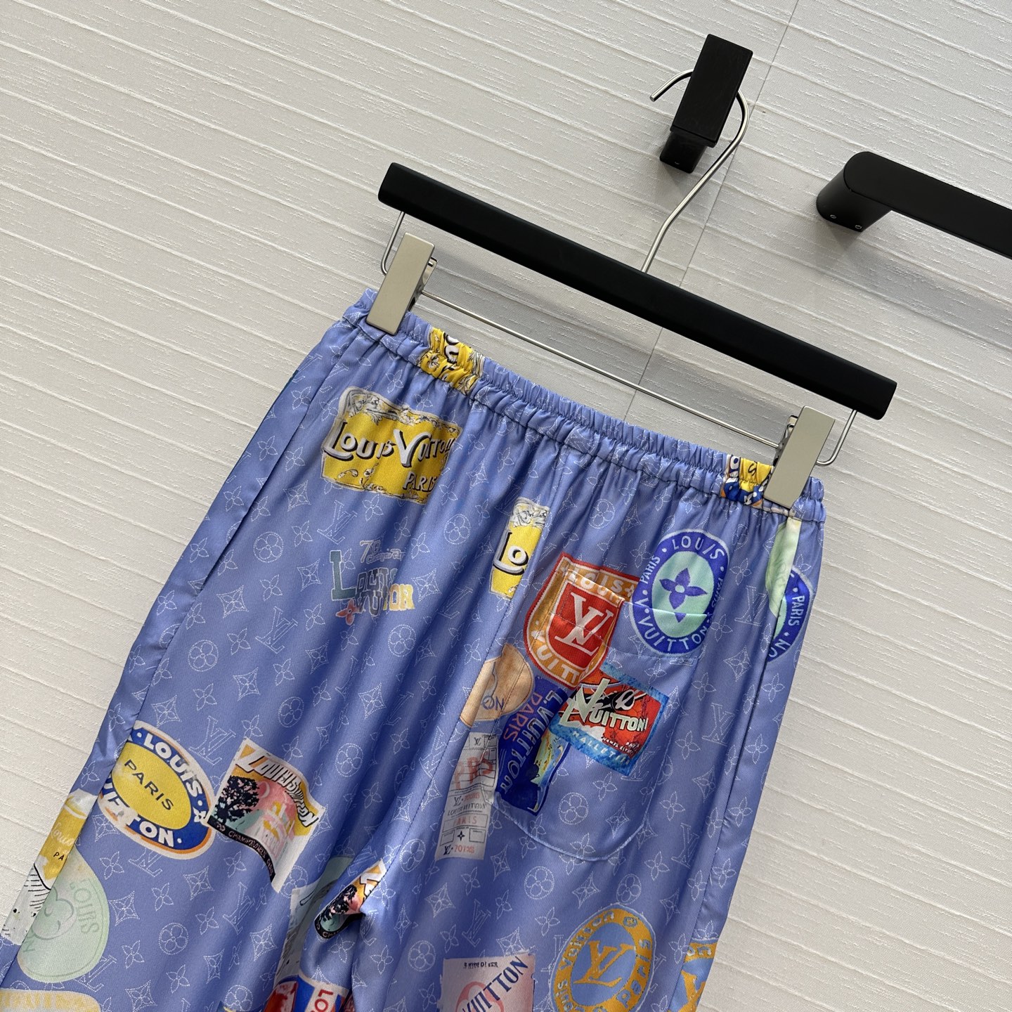 P960 Scavenging Suit: Classic Fashion with Silk Thong – Review and Recommendations - 图片 9
