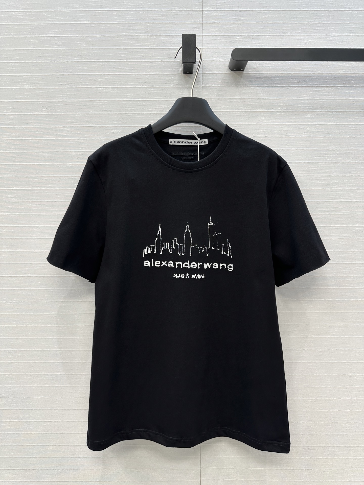 Stylish Short-Sleeve T-Shirt Dress with Exclusive Package – Classic and Versatile! - 图片 1