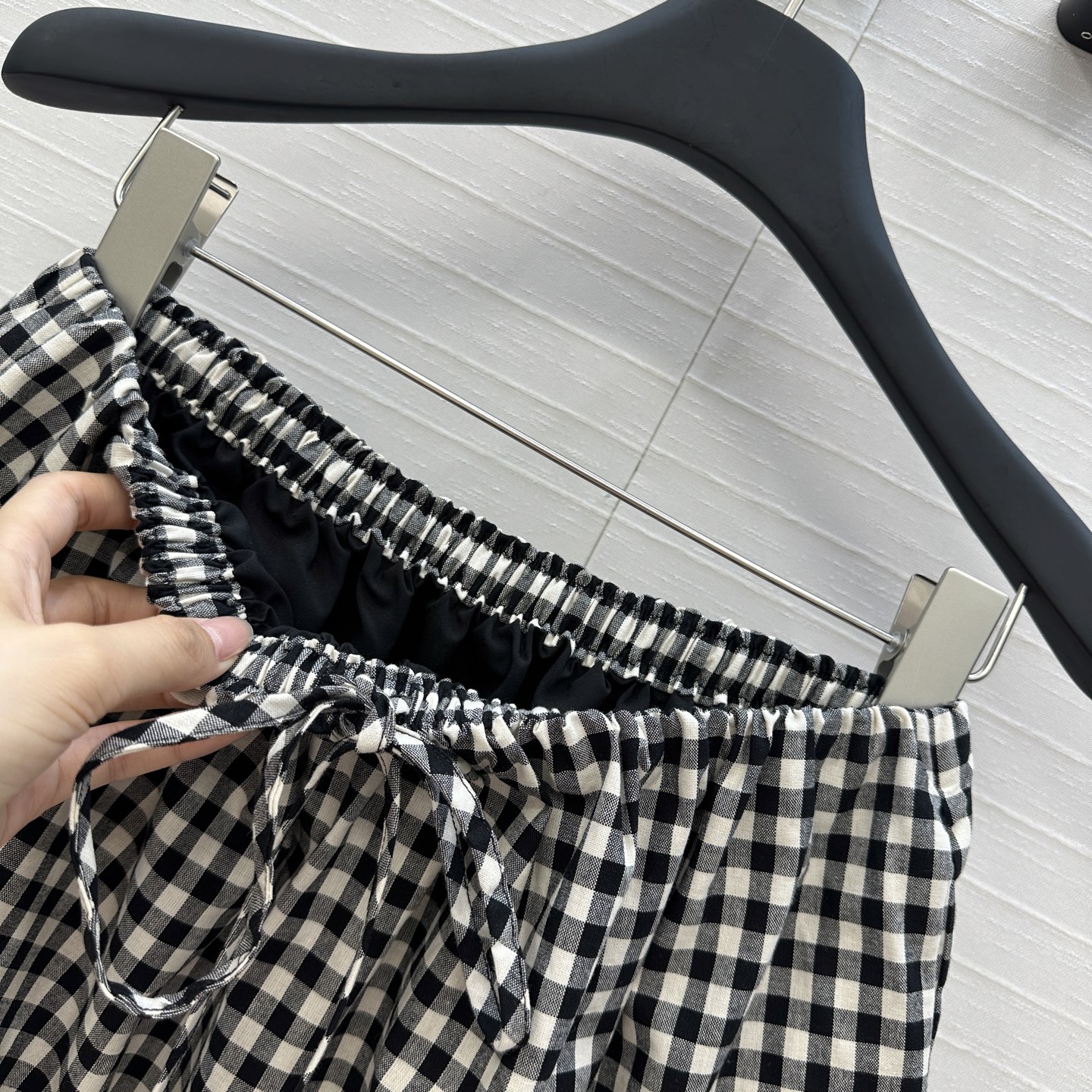 独家首发❤️原单品质，miu系少女系穿搭！知识分子风黑白小格子花苞蓬蓬超短半裙！定制进口纯棉色织面料，抽
