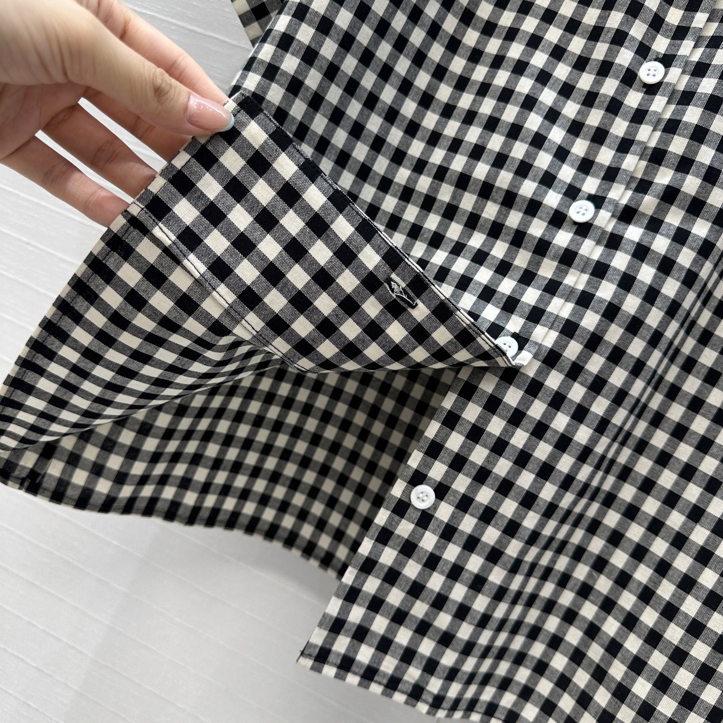独家首发❤️原单品质，miu系少女系穿搭！知识分子风黑白小格子短袖衬衫！定制进口纯棉色织面料，经典H版型