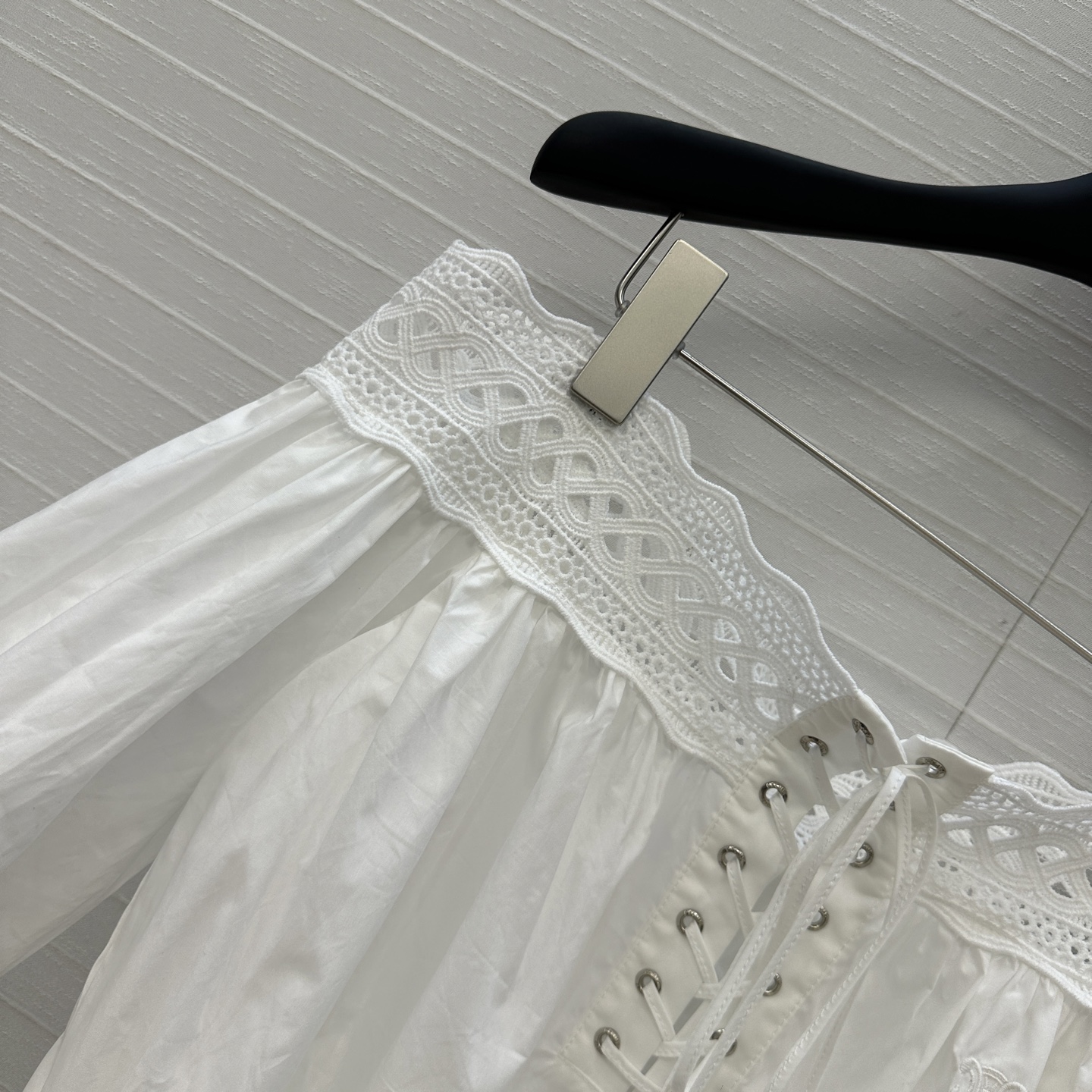 Stylish Tweedy Female Suit with Embroidery and Package Recommendation: P529 Details - 图片 3