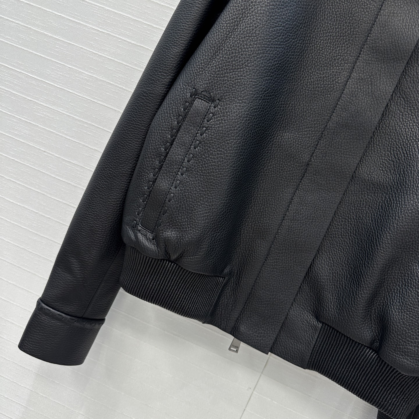 High-end Handmade Lambskin Metal Jacket with Thin Top Cortex – Review and Recommendation - 图片 5