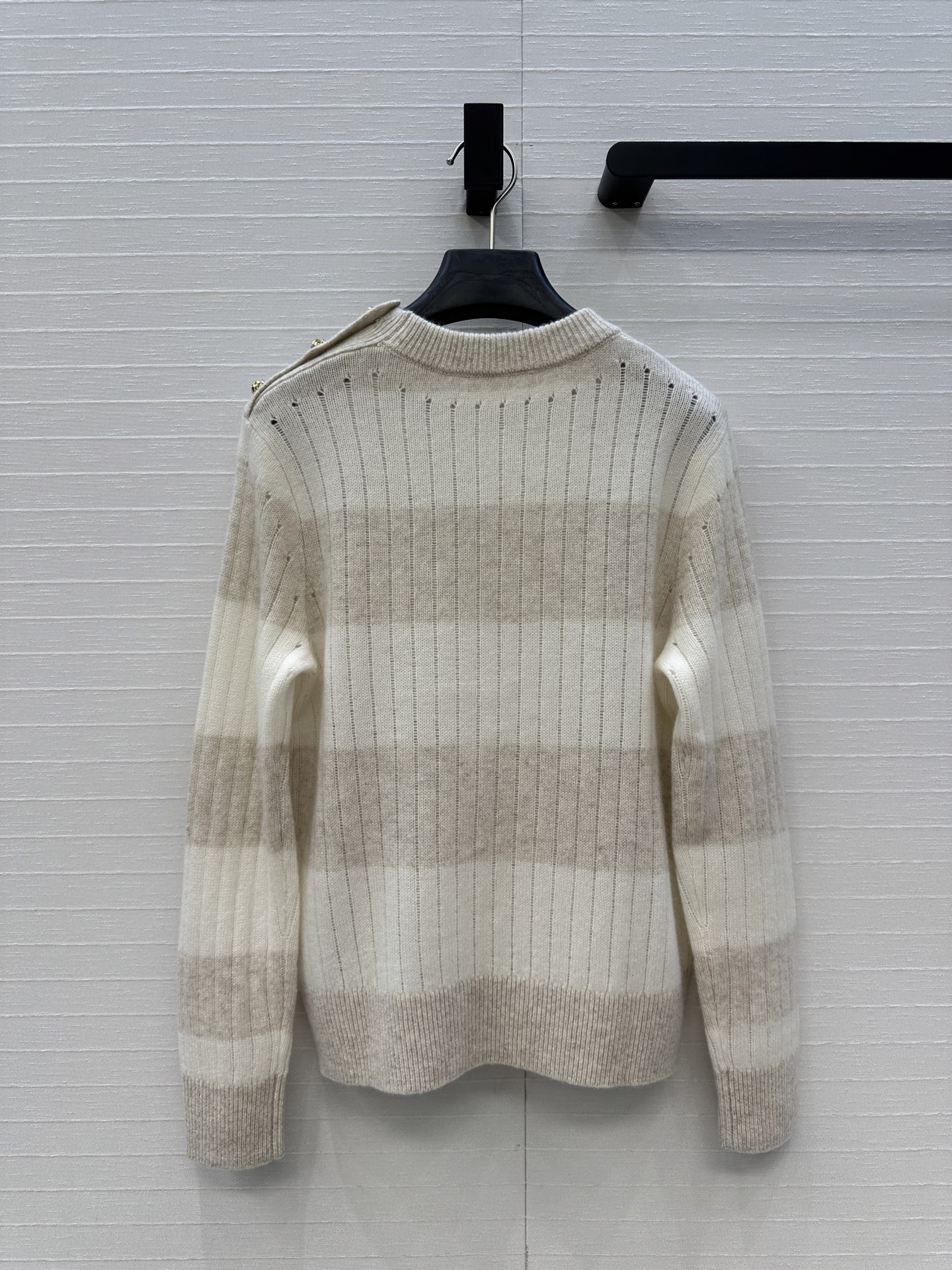 P912 Original Women’s Suit: Soft, Cozy, Exclusive Package with Metal Shoulder Buttons - 图片 9