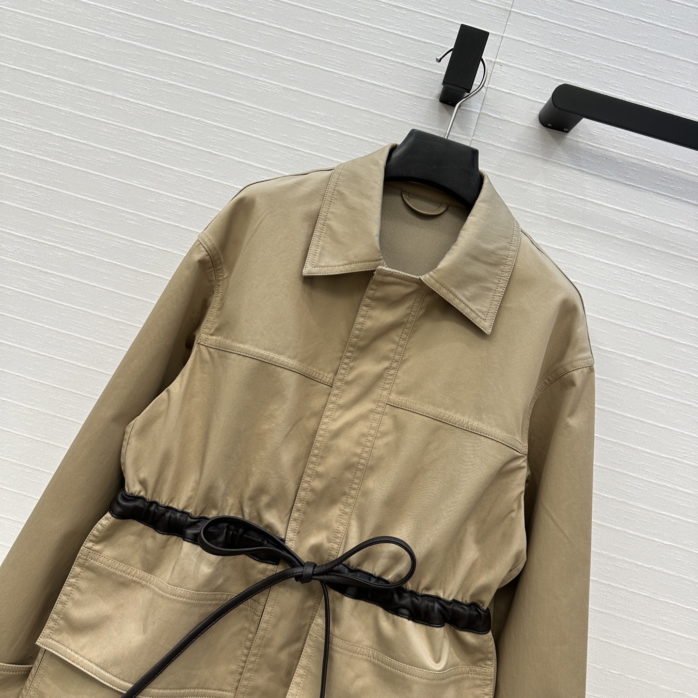 High-End Female Suit with Leather Details and Cotton Fabric, Sizes 2-36 - 图片 2