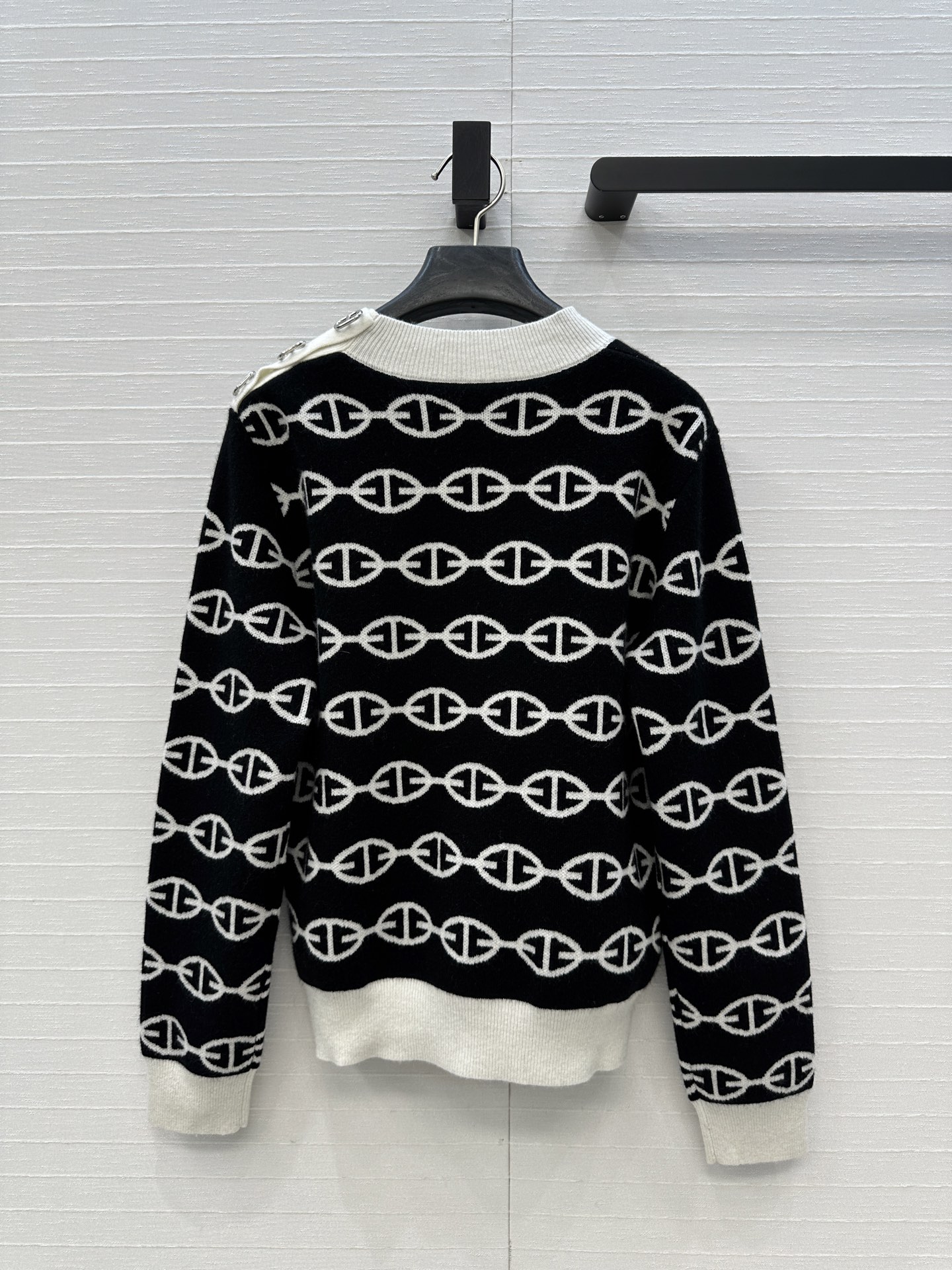 “Stylish P912 Velvet Knit Shirt in Three Colors – Elegant and Fashionable Design for All Sizes” - 图片 8