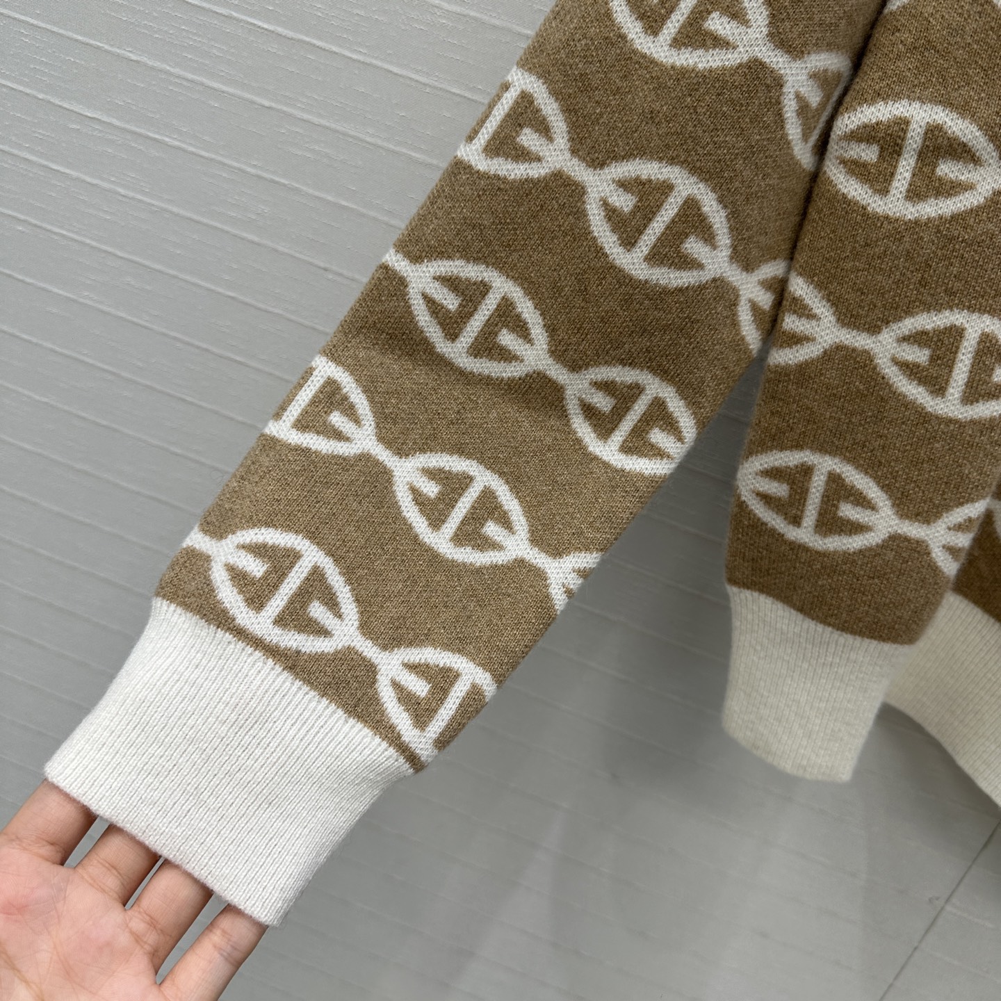 Fashionable P912 dress with velvet knitting shirt in three colors, sizes S-L. Stylish, elegant, and classic design. - 图片 4