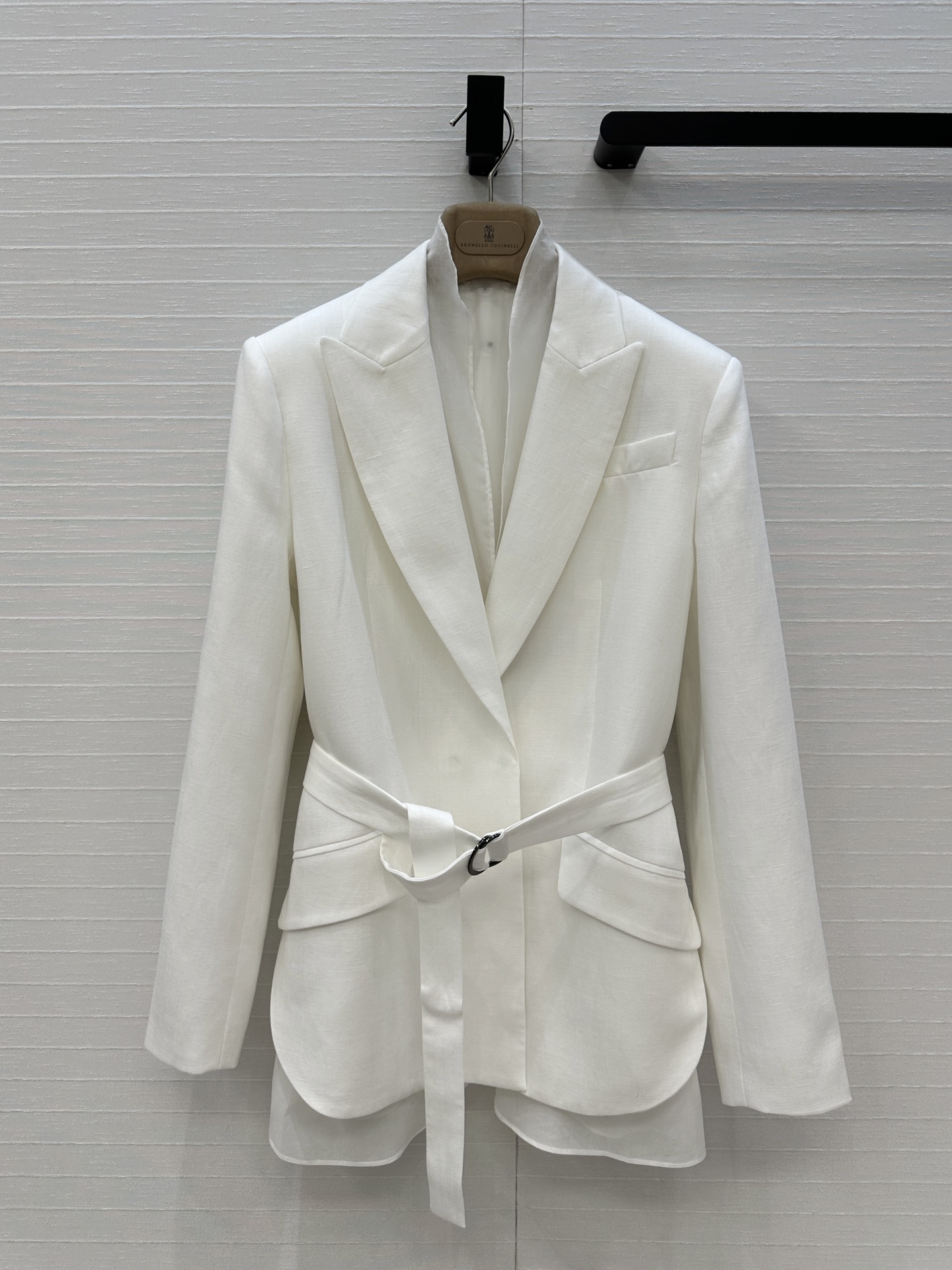 独家首发，原单品质❤️BC高智感穿搭！行走的高定老钱风穿搭，两件式系带收腰亚麻西装！极简主义奢华不简，隐