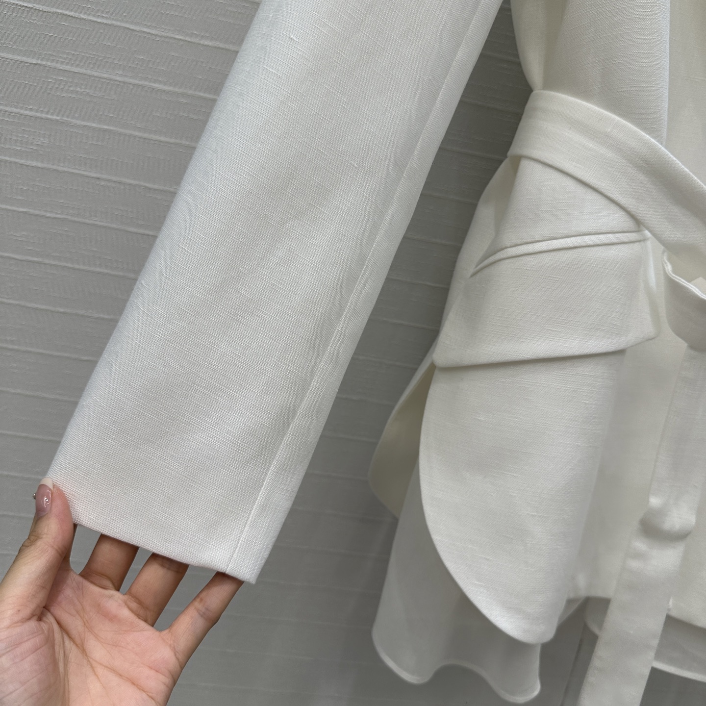 独家首发，原单品质❤️BC高智感穿搭！行走的高定老钱风穿搭，两件式系带收腰亚麻西装！极简主义奢华不简，隐