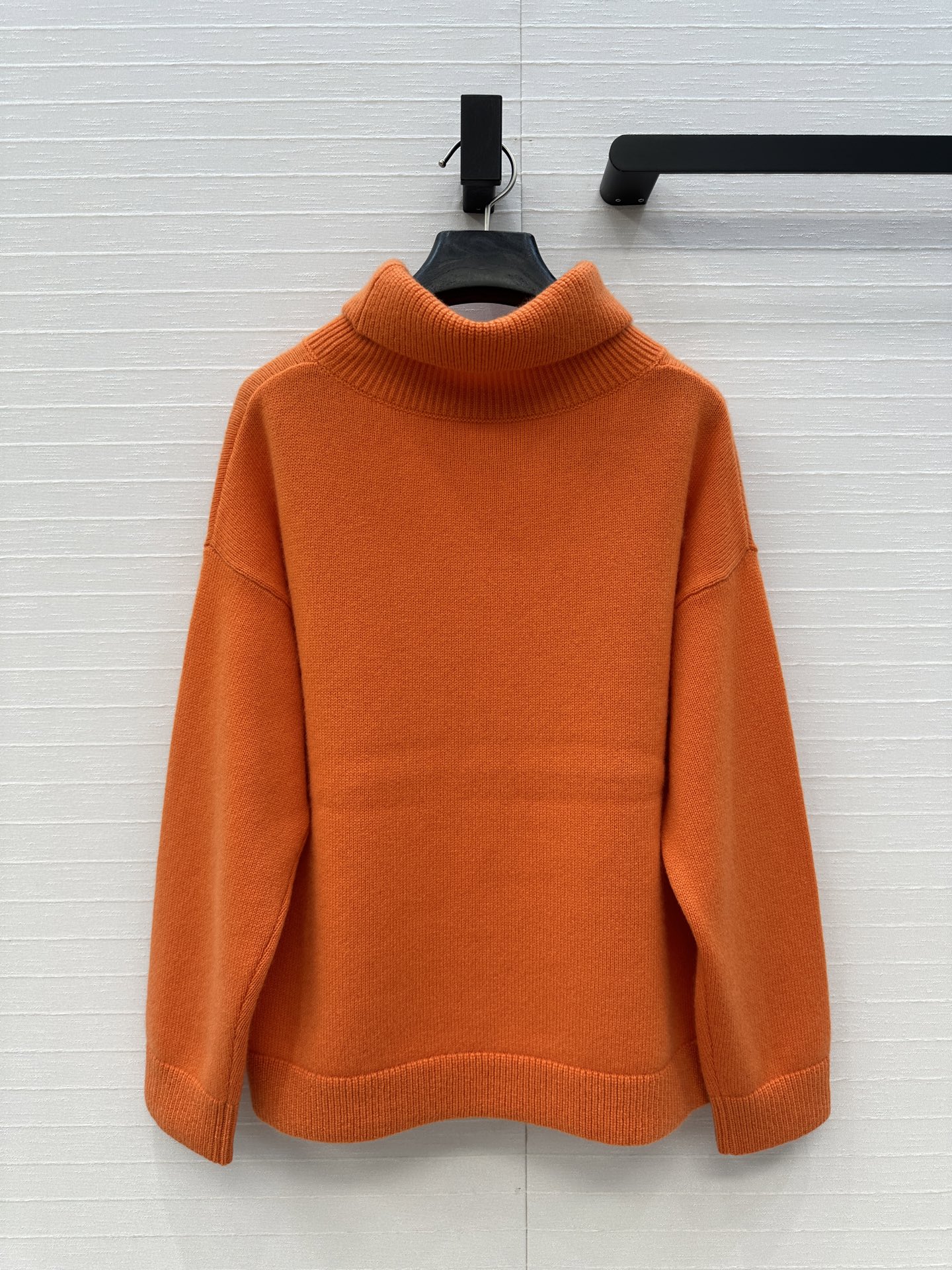 High-Quality Female Packaged Explosive for Knitting Sweaters: Stylish, Shoulder-Free Design - 图片 9