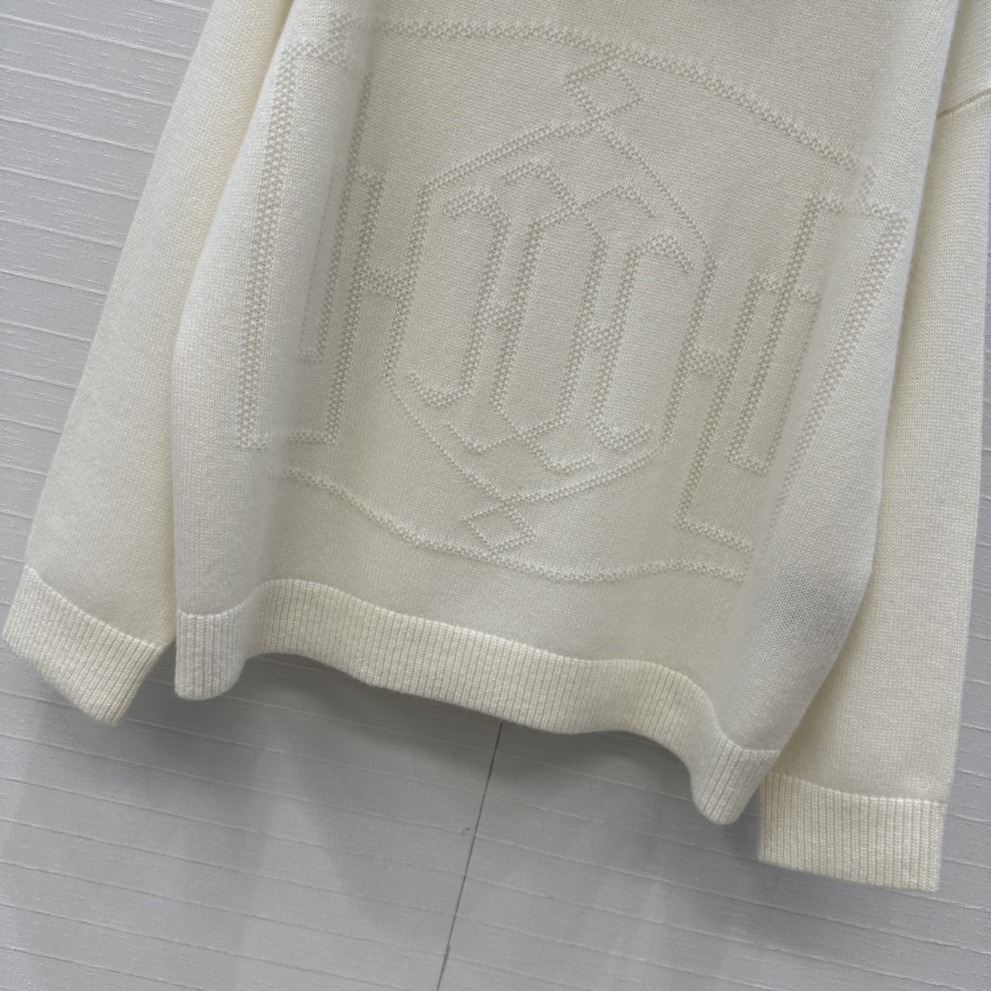 High-Quality Female Packaged Explosive for Knitting Sweaters: Stylish, Simple, and Elegant - 图片 7