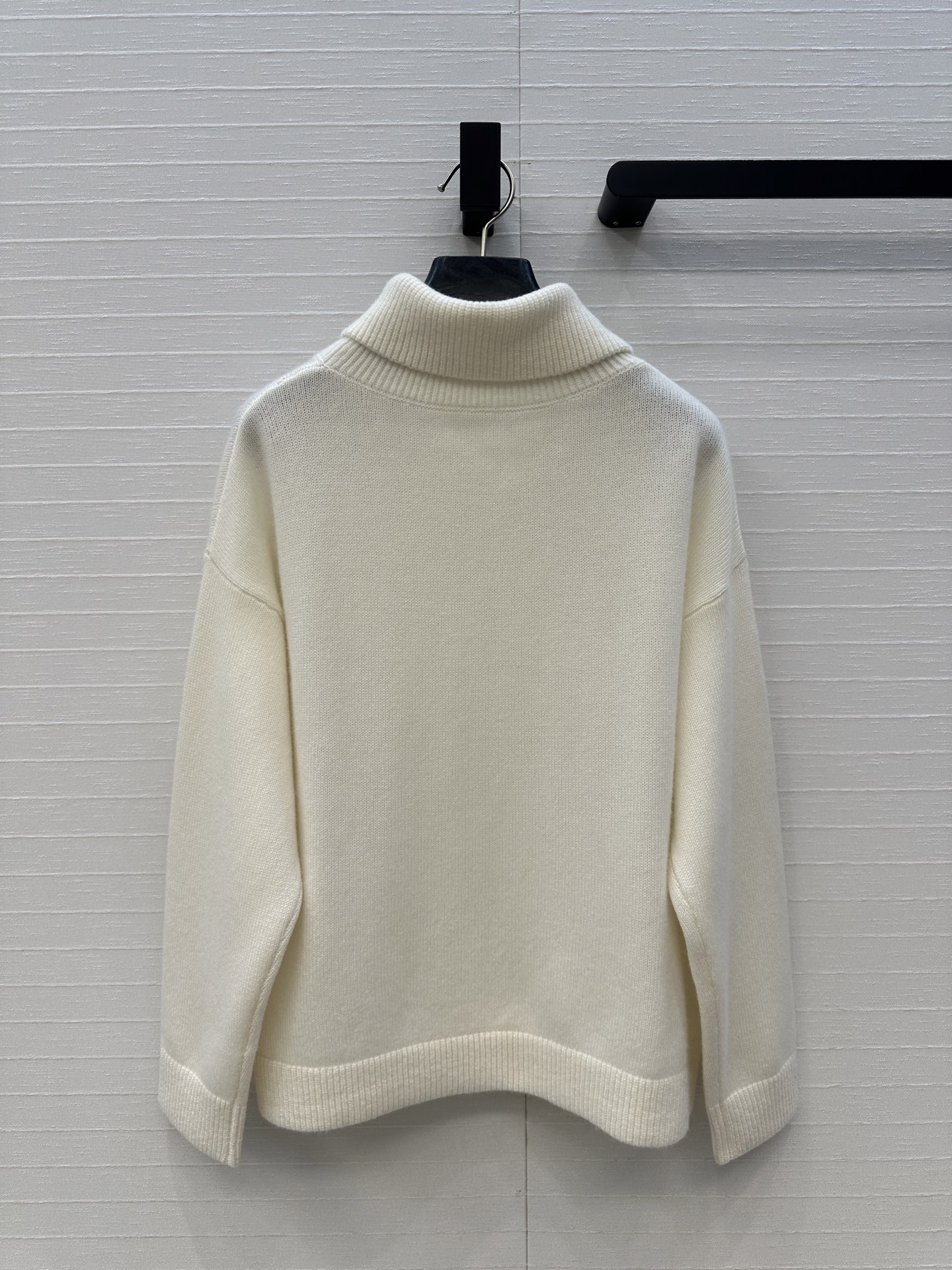 High-Quality Female Packaged Explosive for Knitting Sweaters: Stylish, Simple, and Elegant - 图片 9