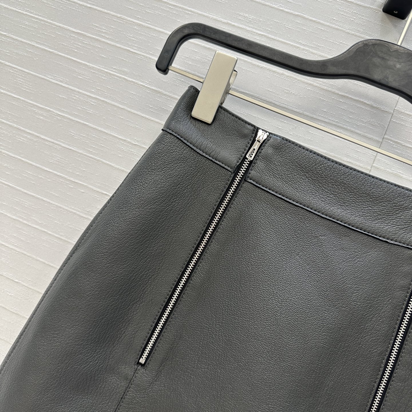 “High-End Tweeded Lambskin Women’s Suit with Double-Laced Design: Quality Details and New Zealand Sheep Skin” - 图片 3